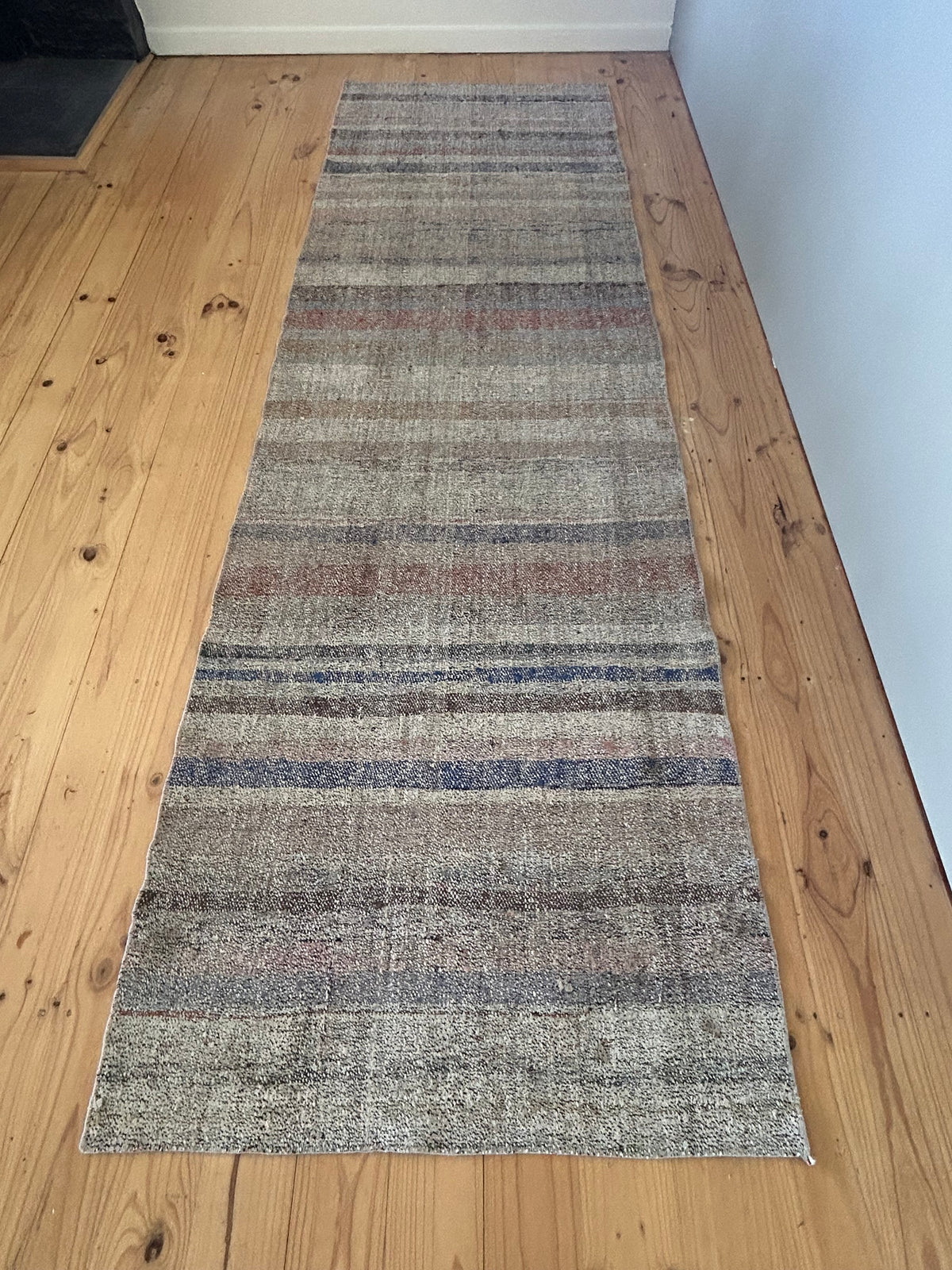 ‘Kit’ - 78 x 262cm