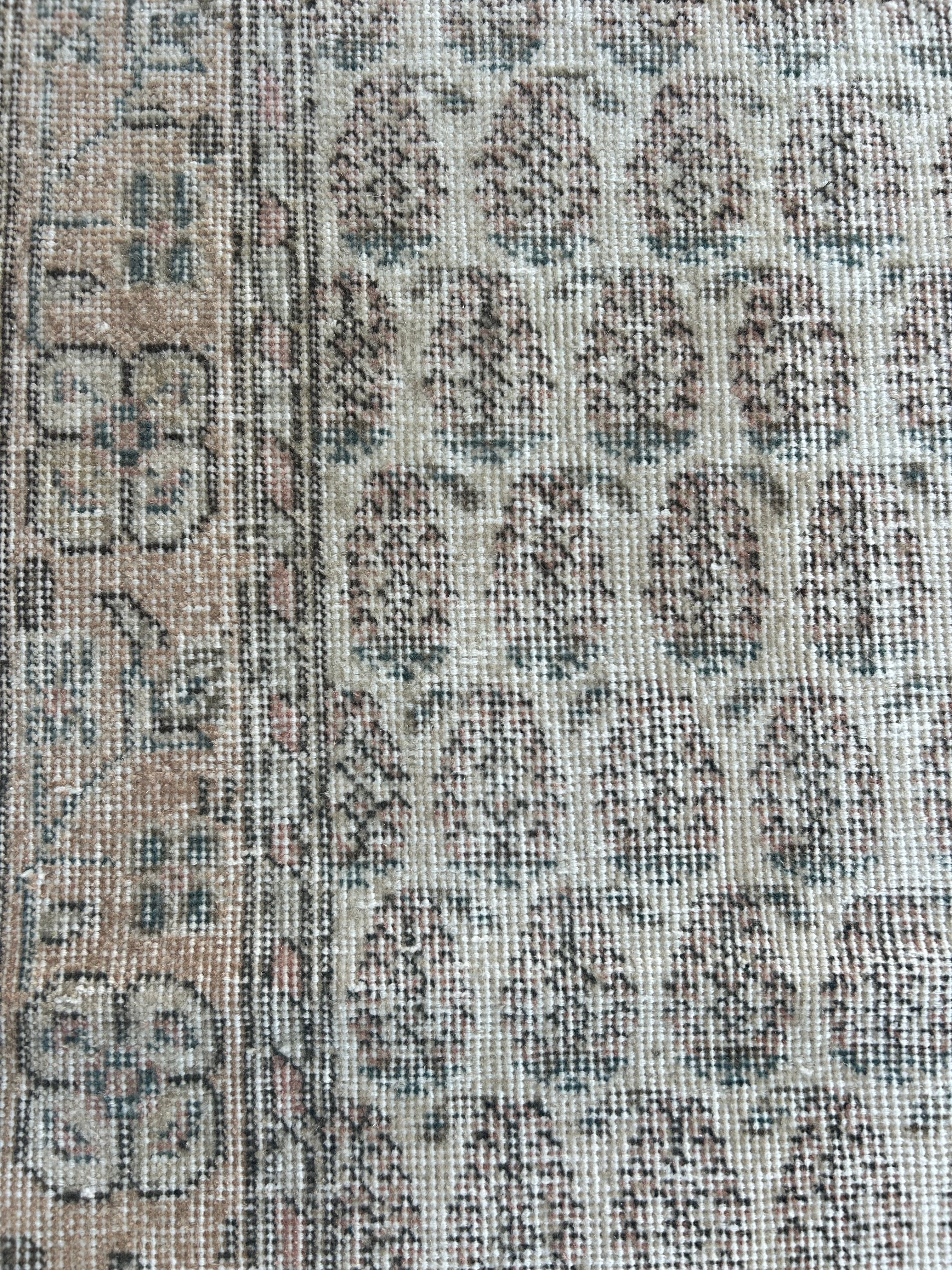 ‘Kelly’ - 116 x 203cm