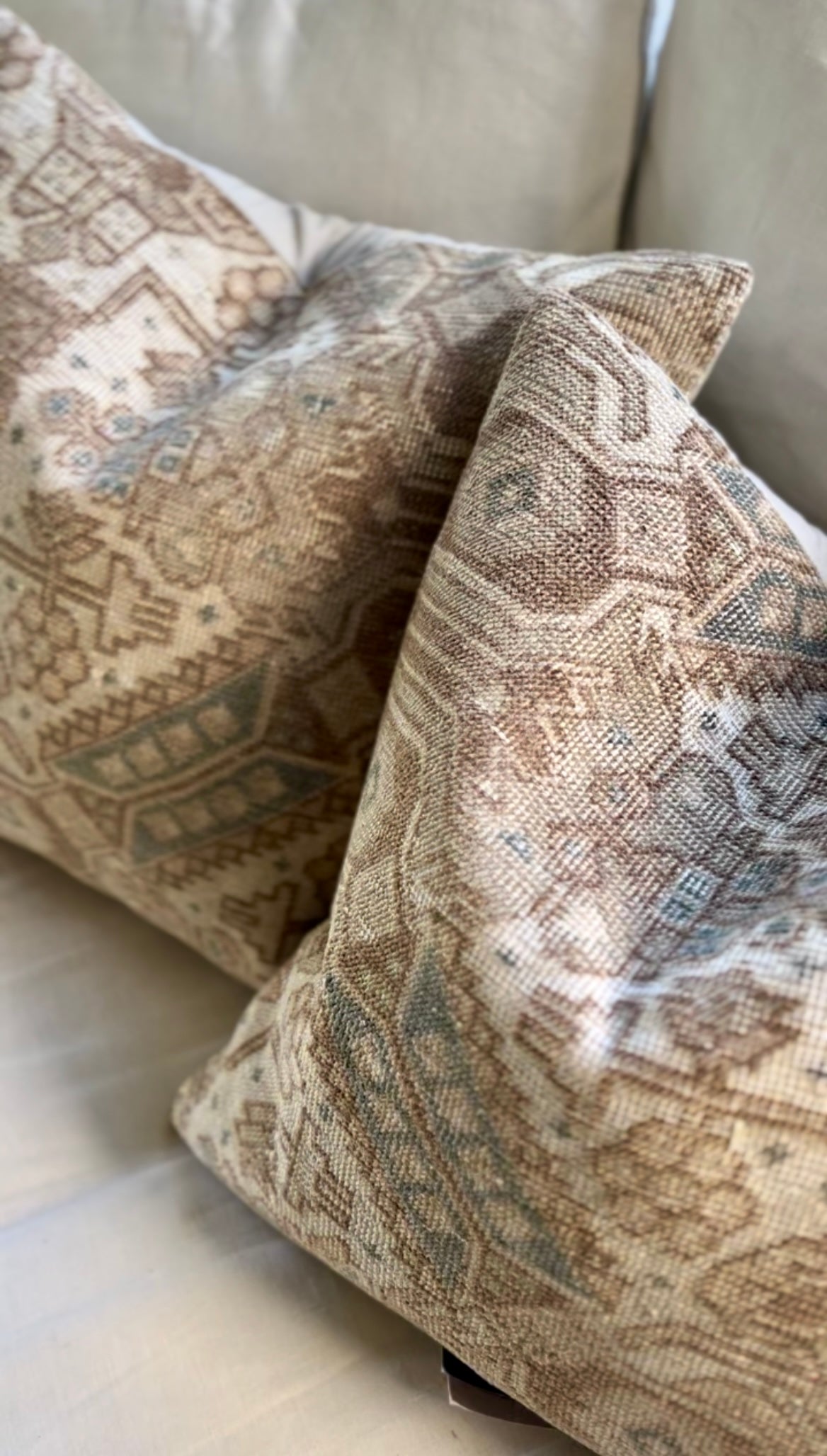 Pair of vintage cushions - blue and beige 40 x 40cm