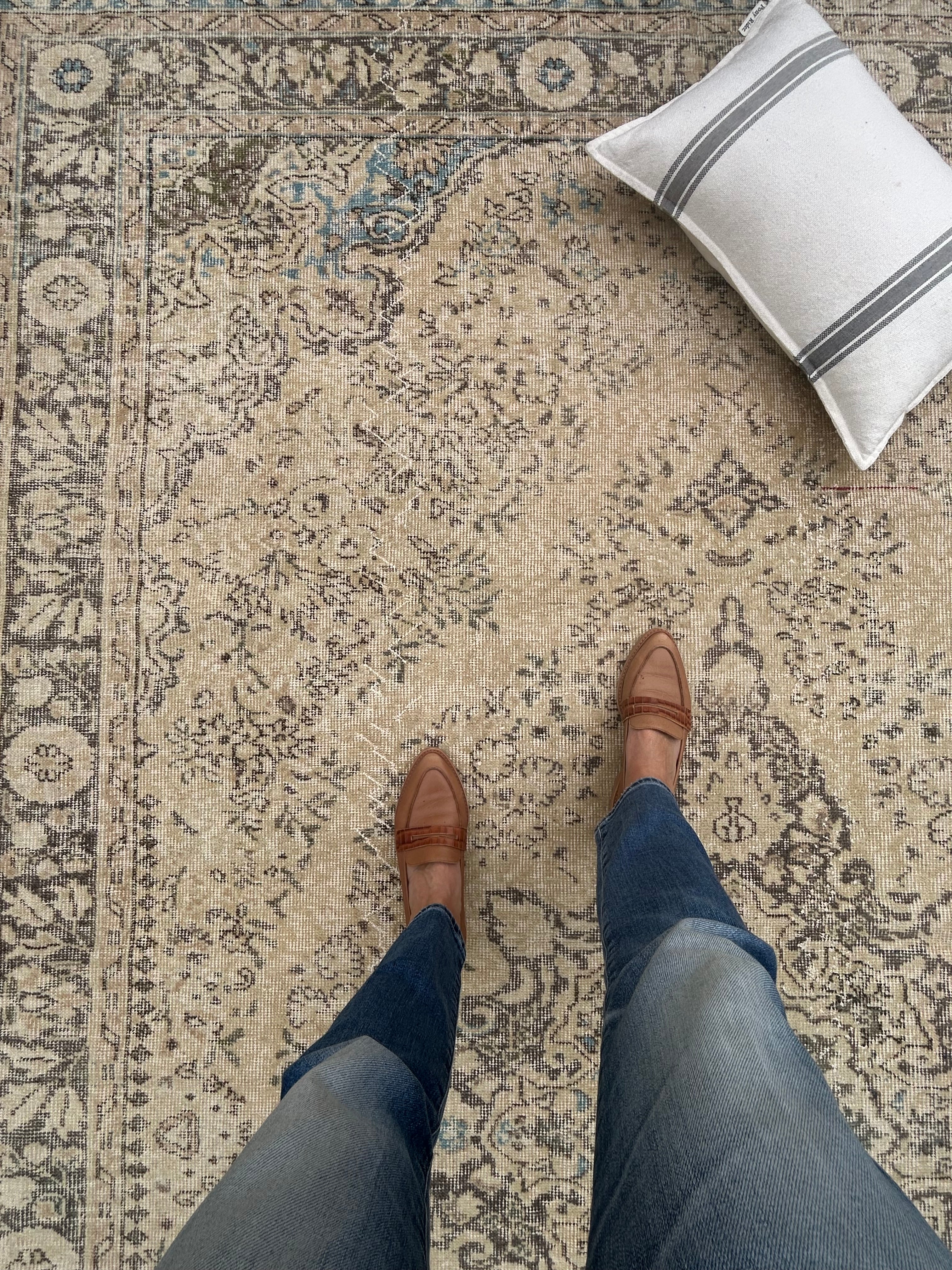 'Holly' - 216 x 318cm