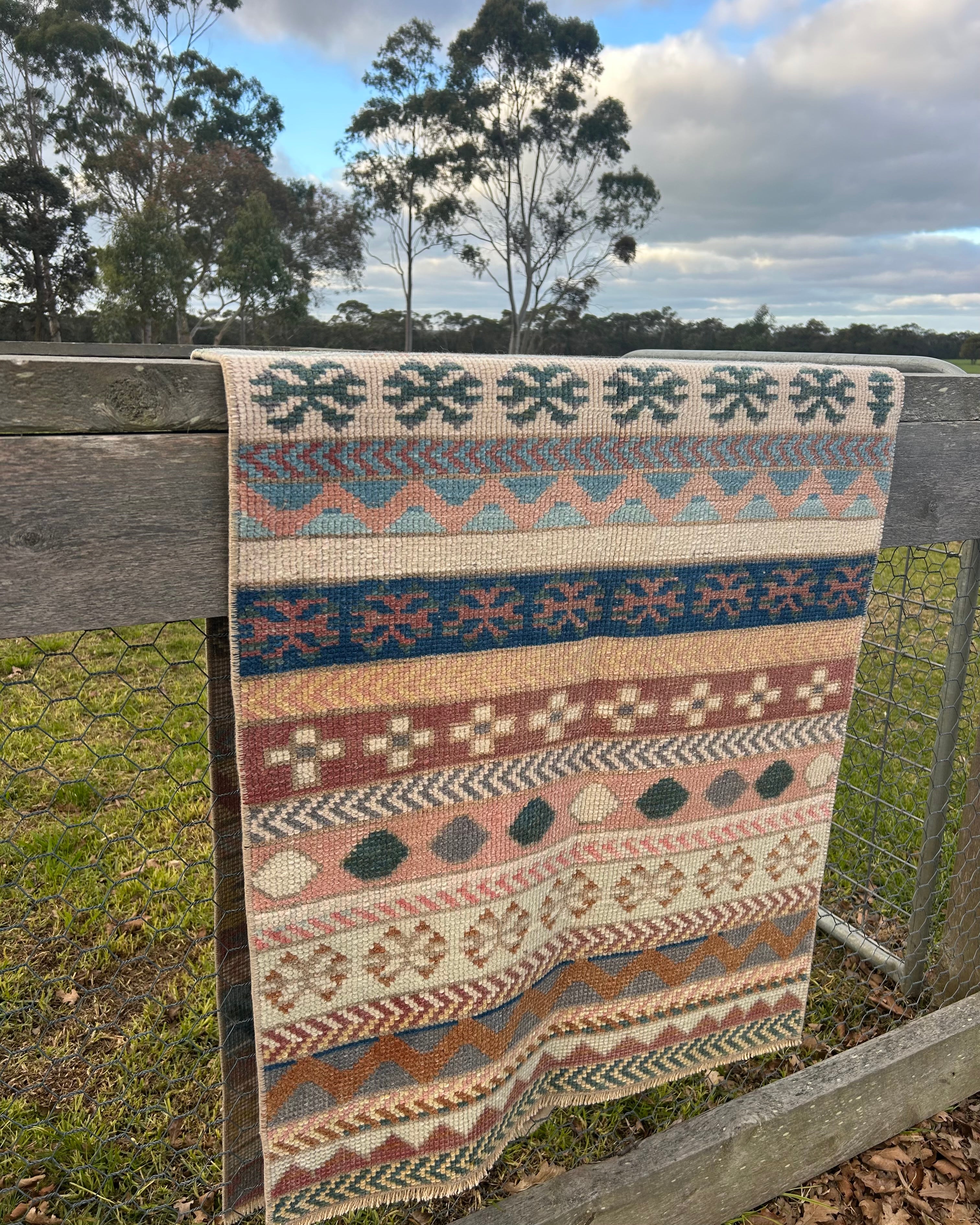 'Liv' - 76 x 203cm