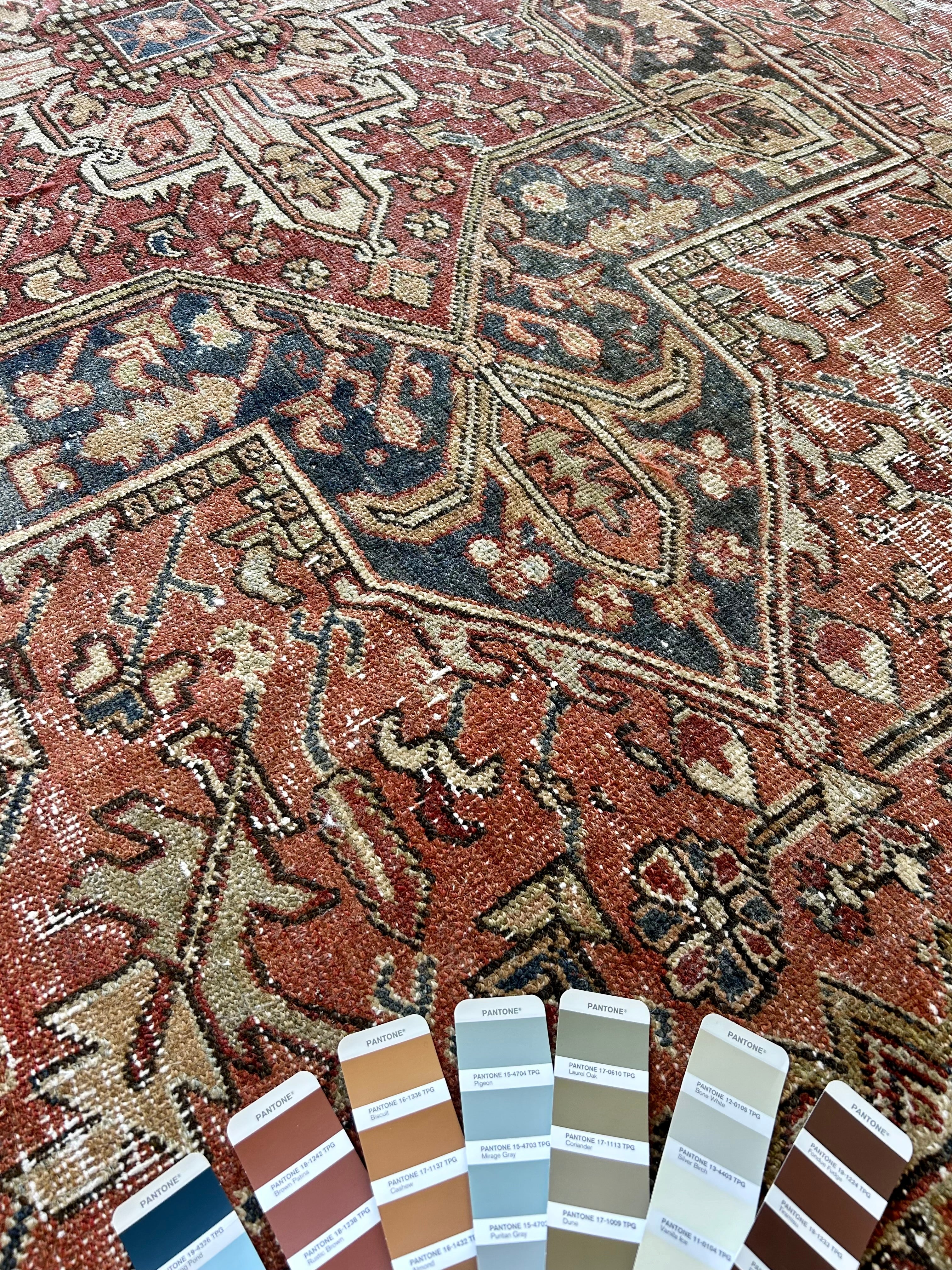 ‘Victoria’ - 275 x 355cm