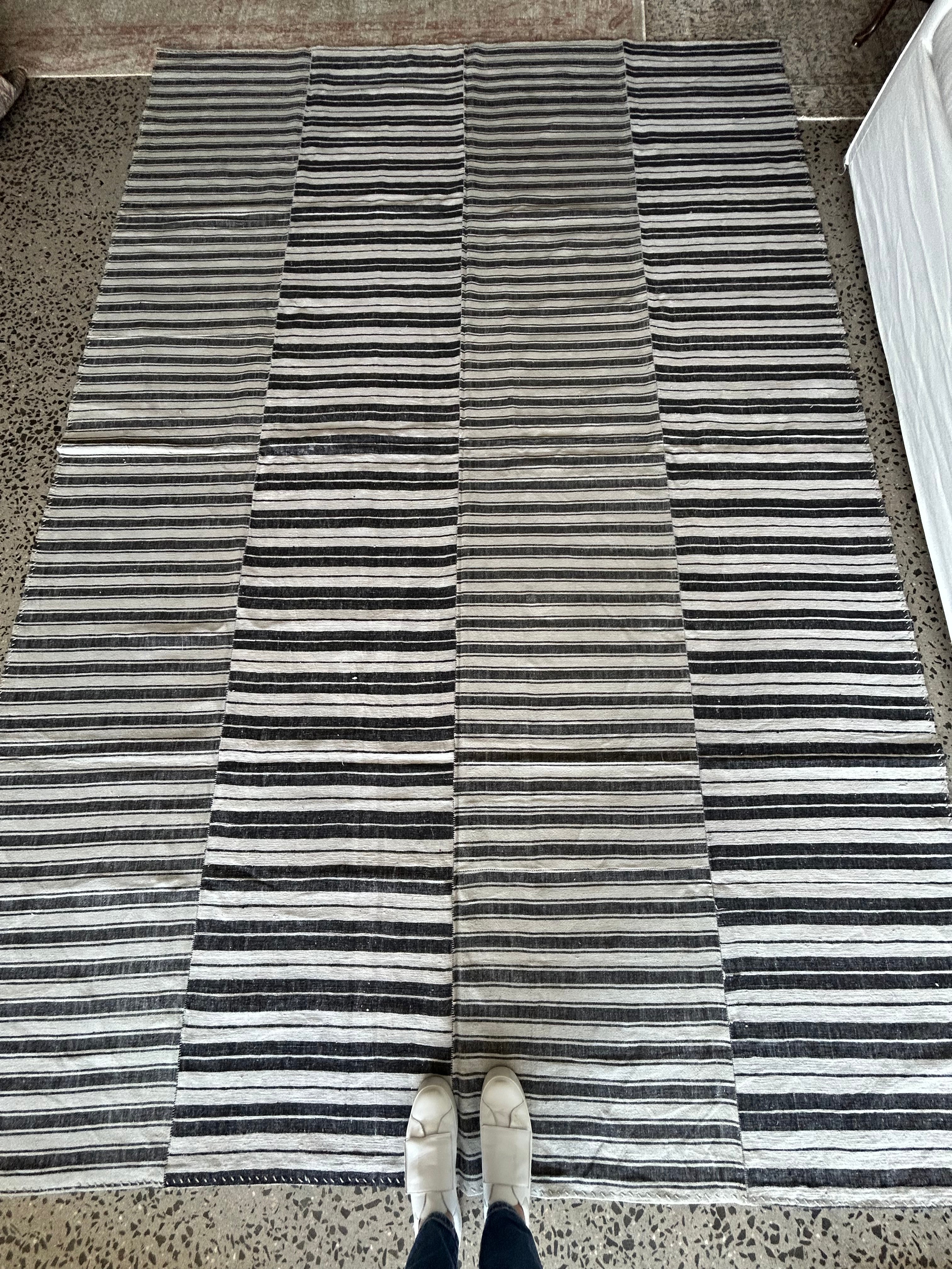 ‘Julia’ - 222 x 326cm