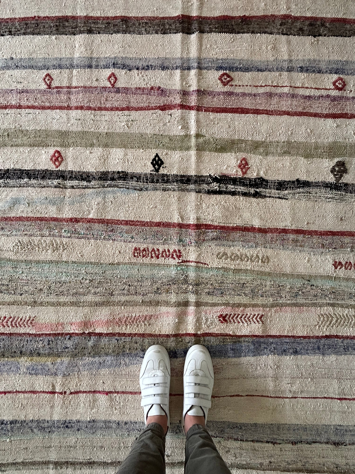 ‘Cleo’ - 140 x 245cm