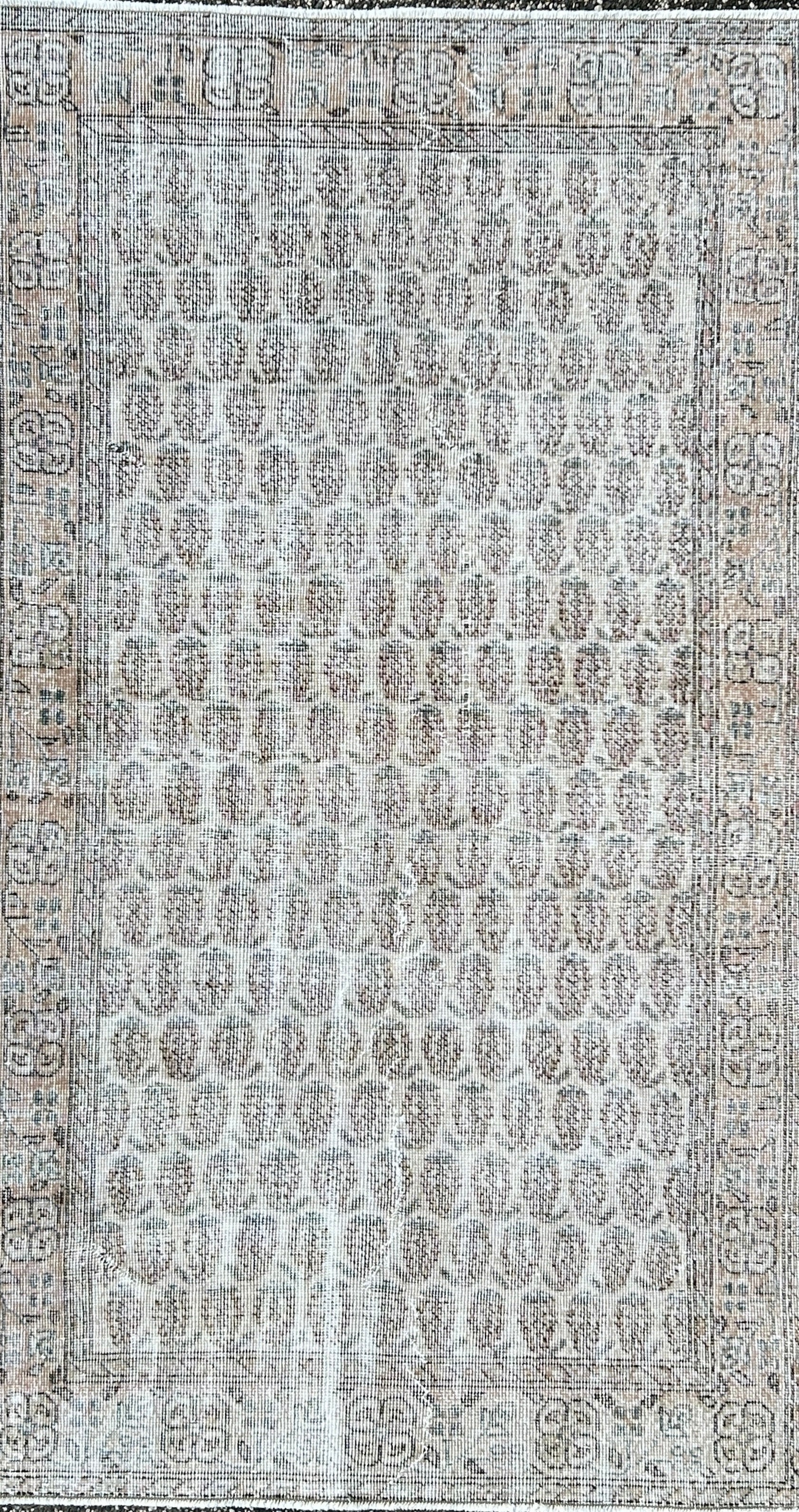 ‘Kelly’ - 116 x 203cm