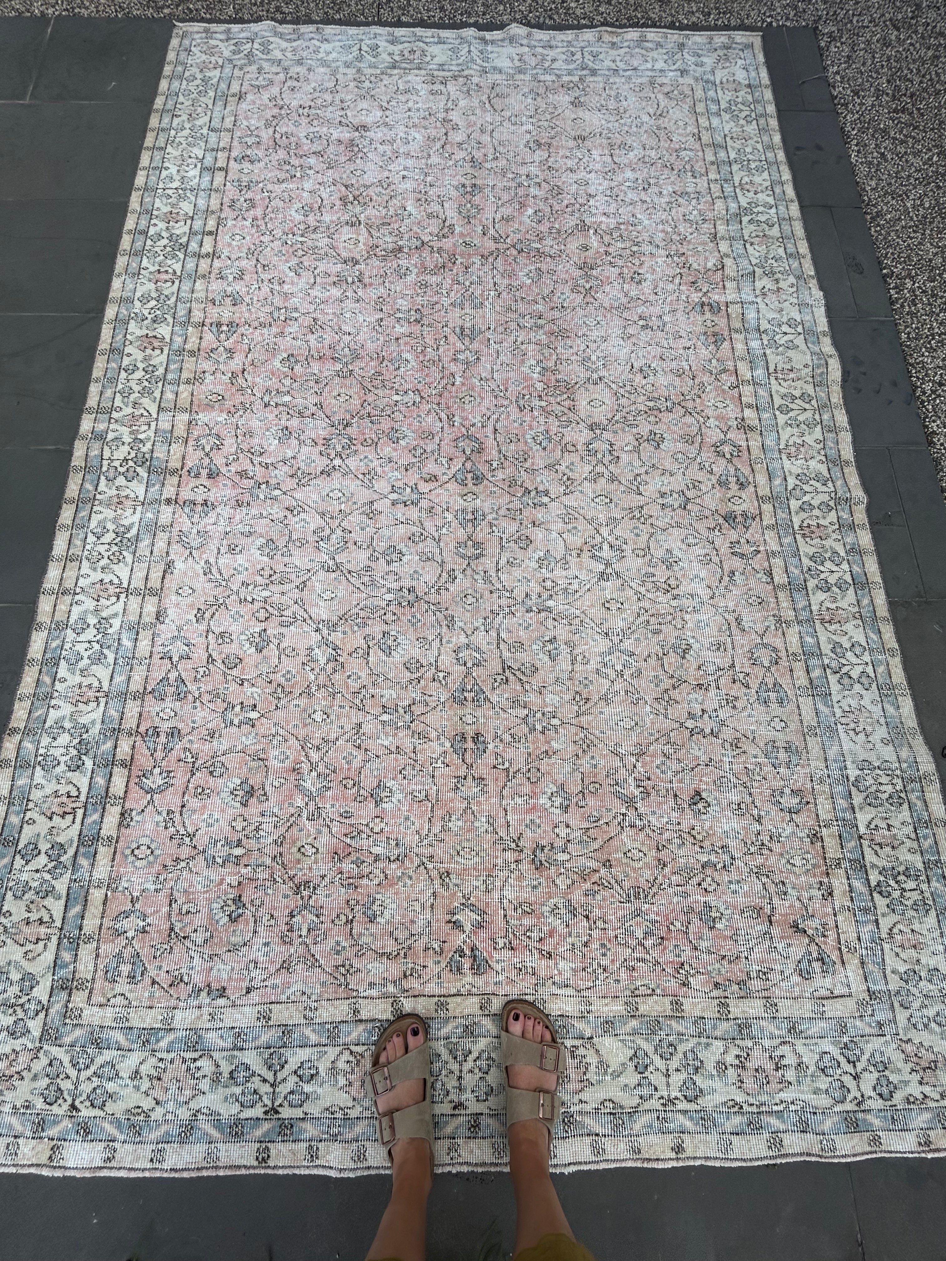 'Trudie' - 192 x 300cm