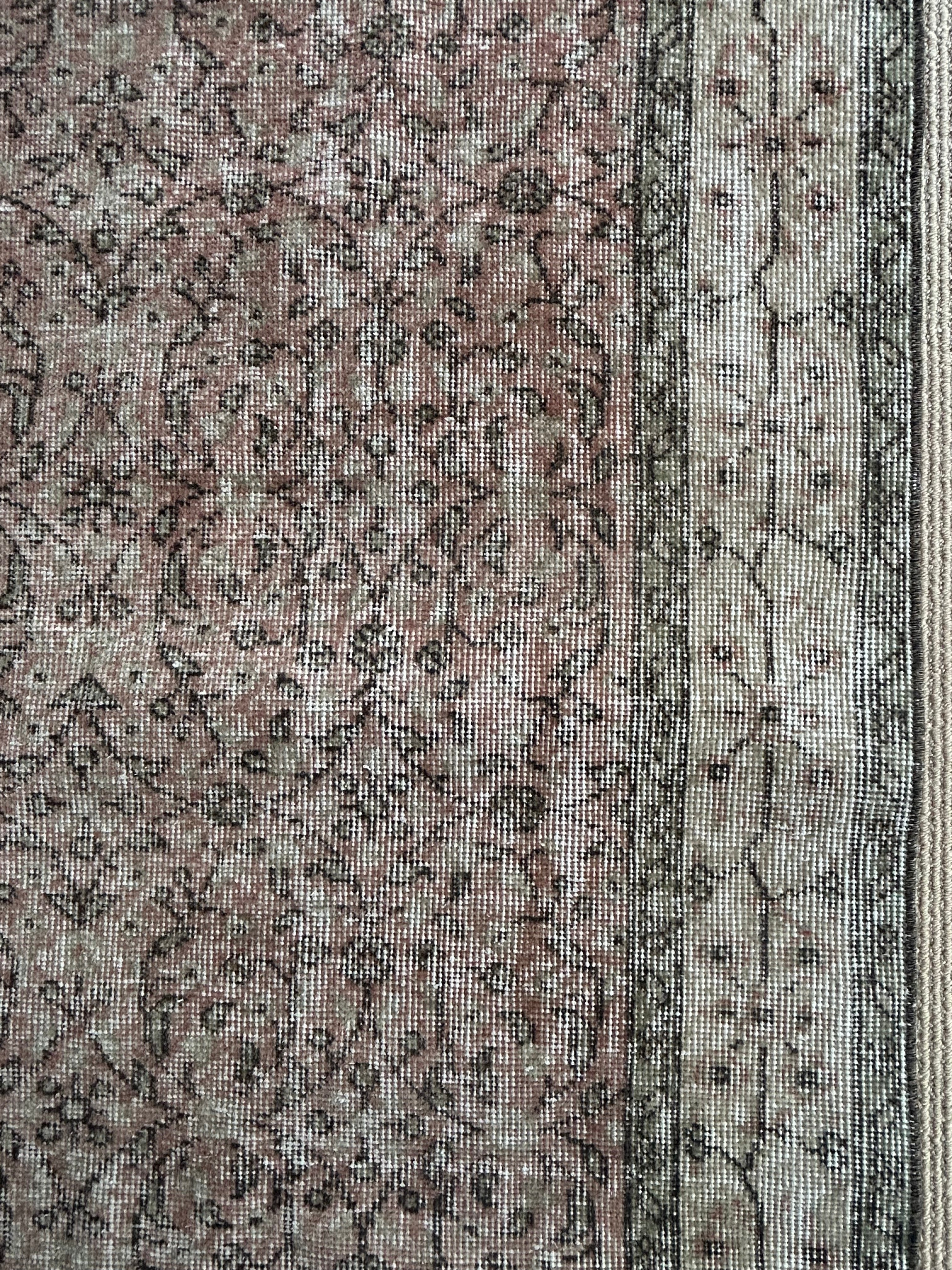 ‘Marissa’ - 115 x 206cm