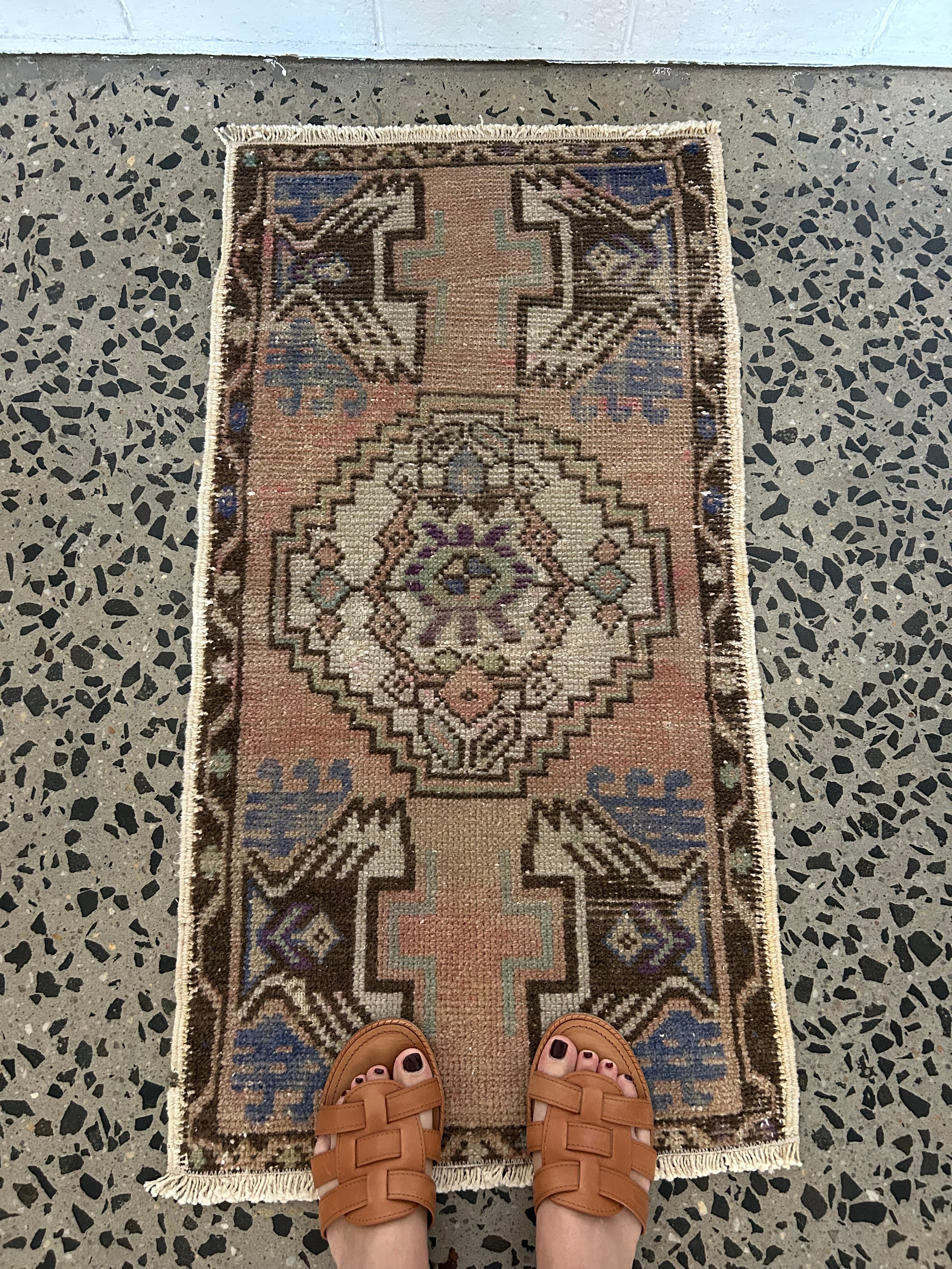 Mini Rug 4 - 48 x 92cm