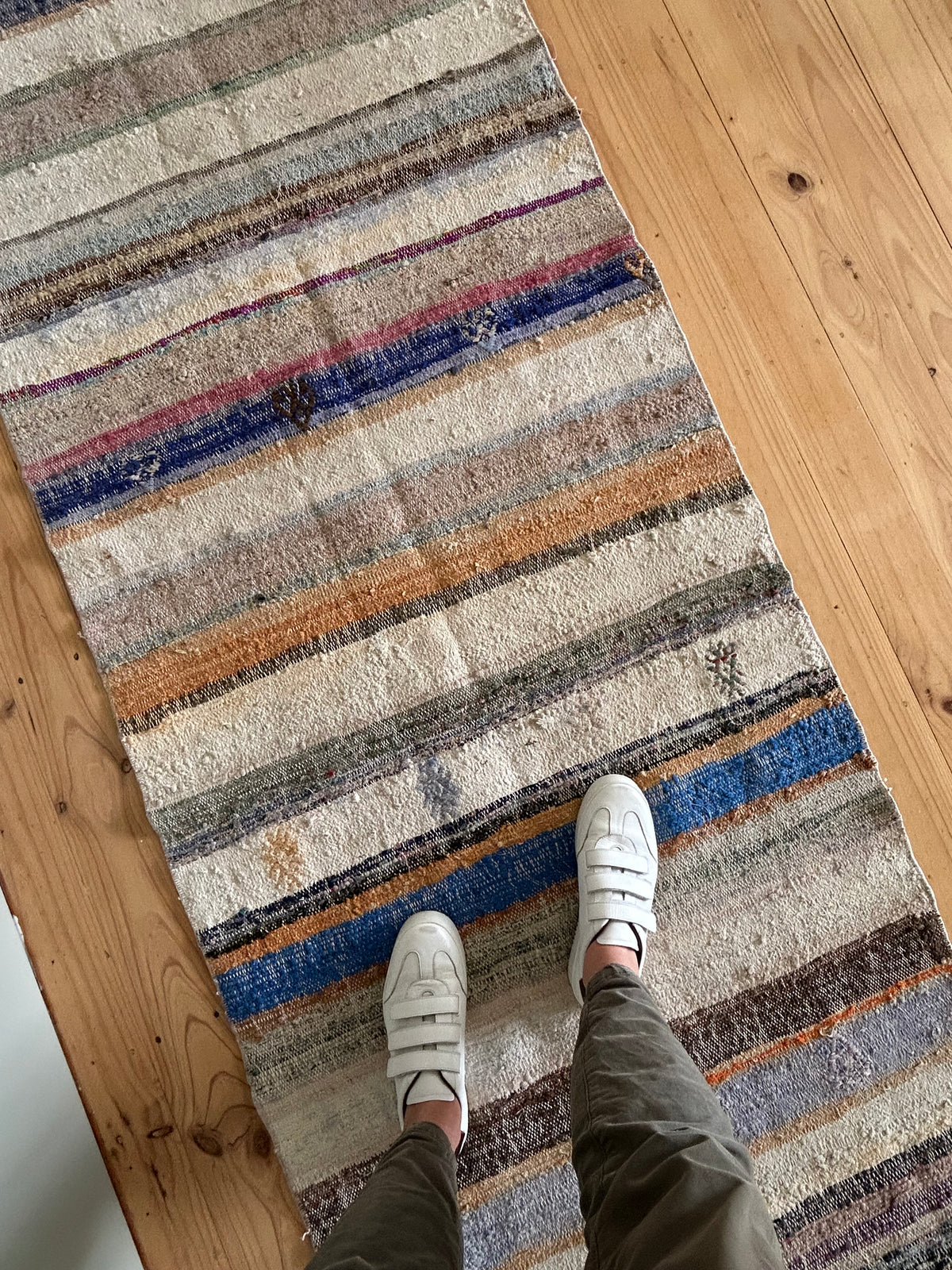 ‘Lou’ - 83 x 287cm
