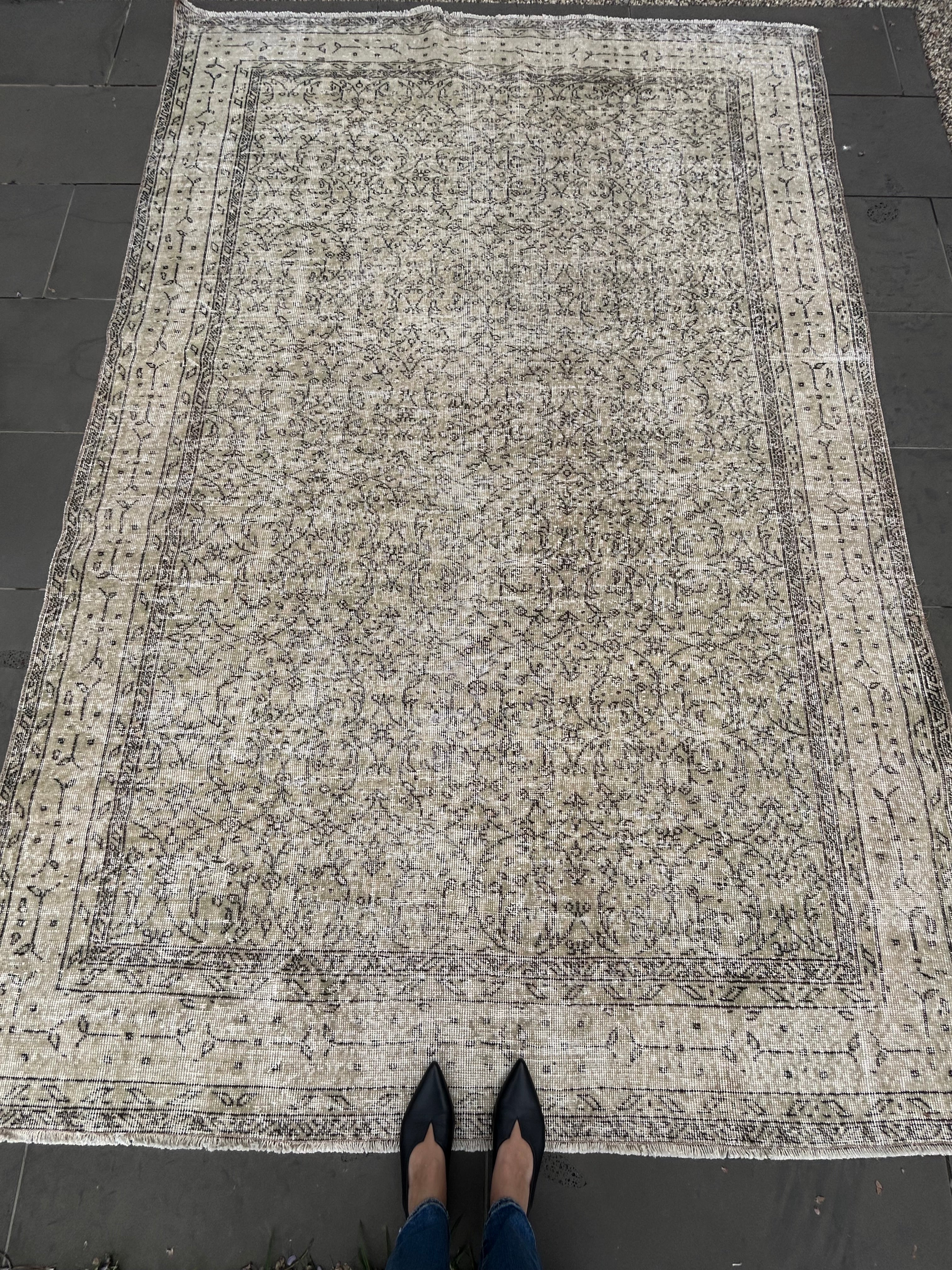 'Sadie' - 196 x 295cm