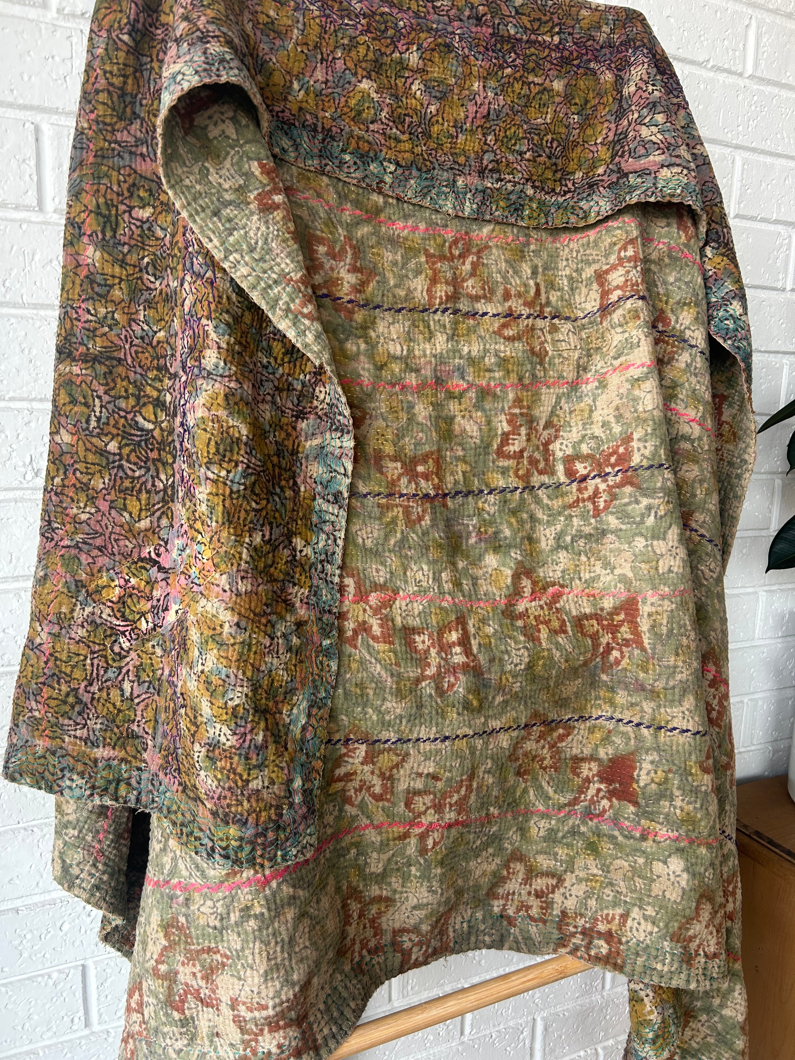 Vintage Kantha Quilt 4 - 145 x 219cm
