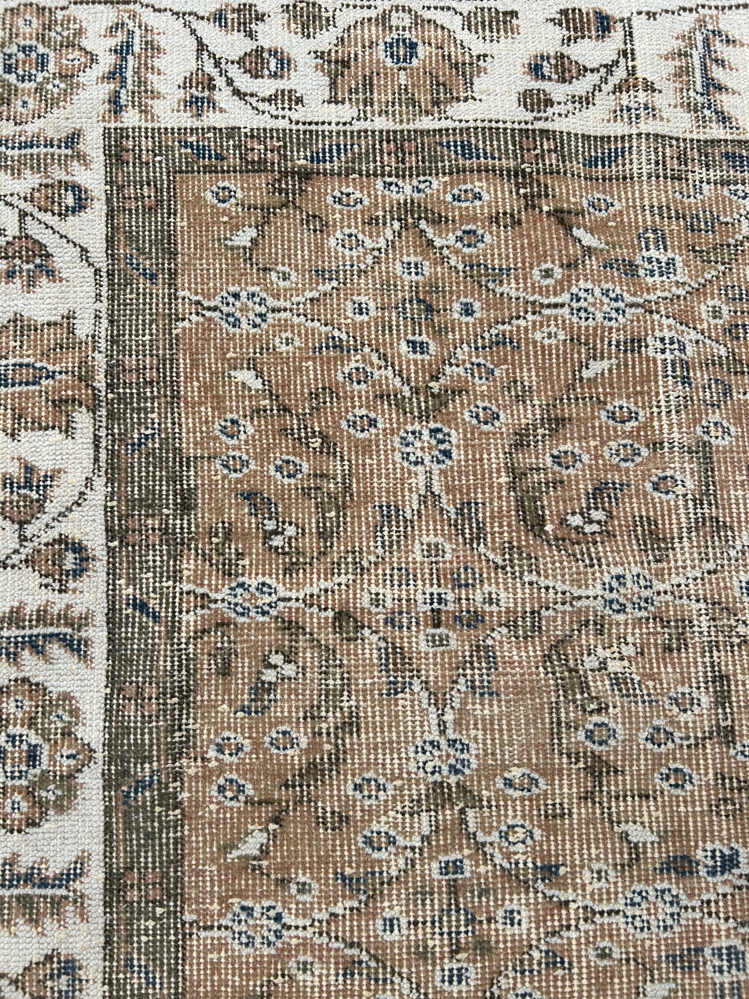 'Lana' - 178 x 297cm