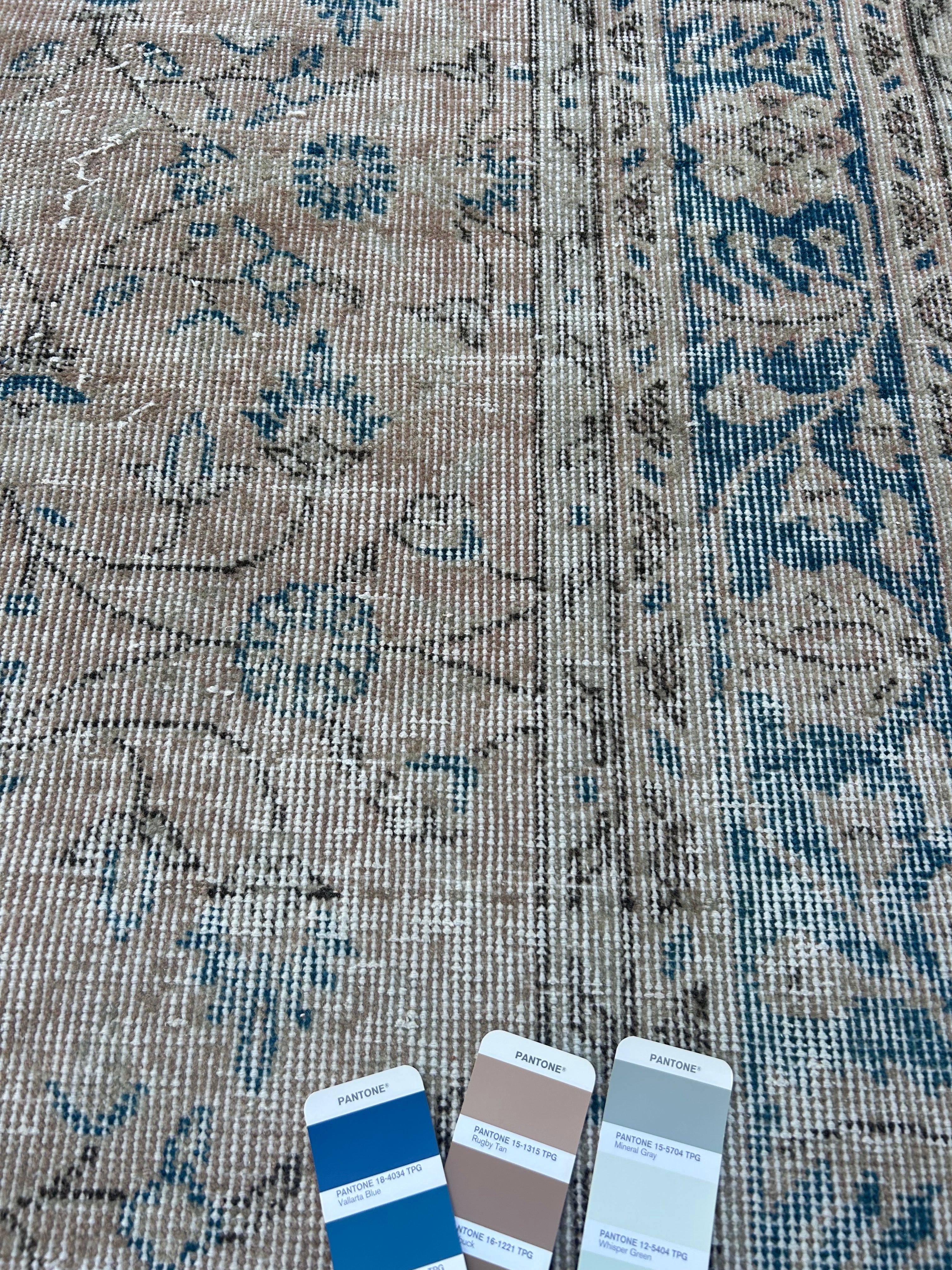 'Cora' - 215 x 308cm