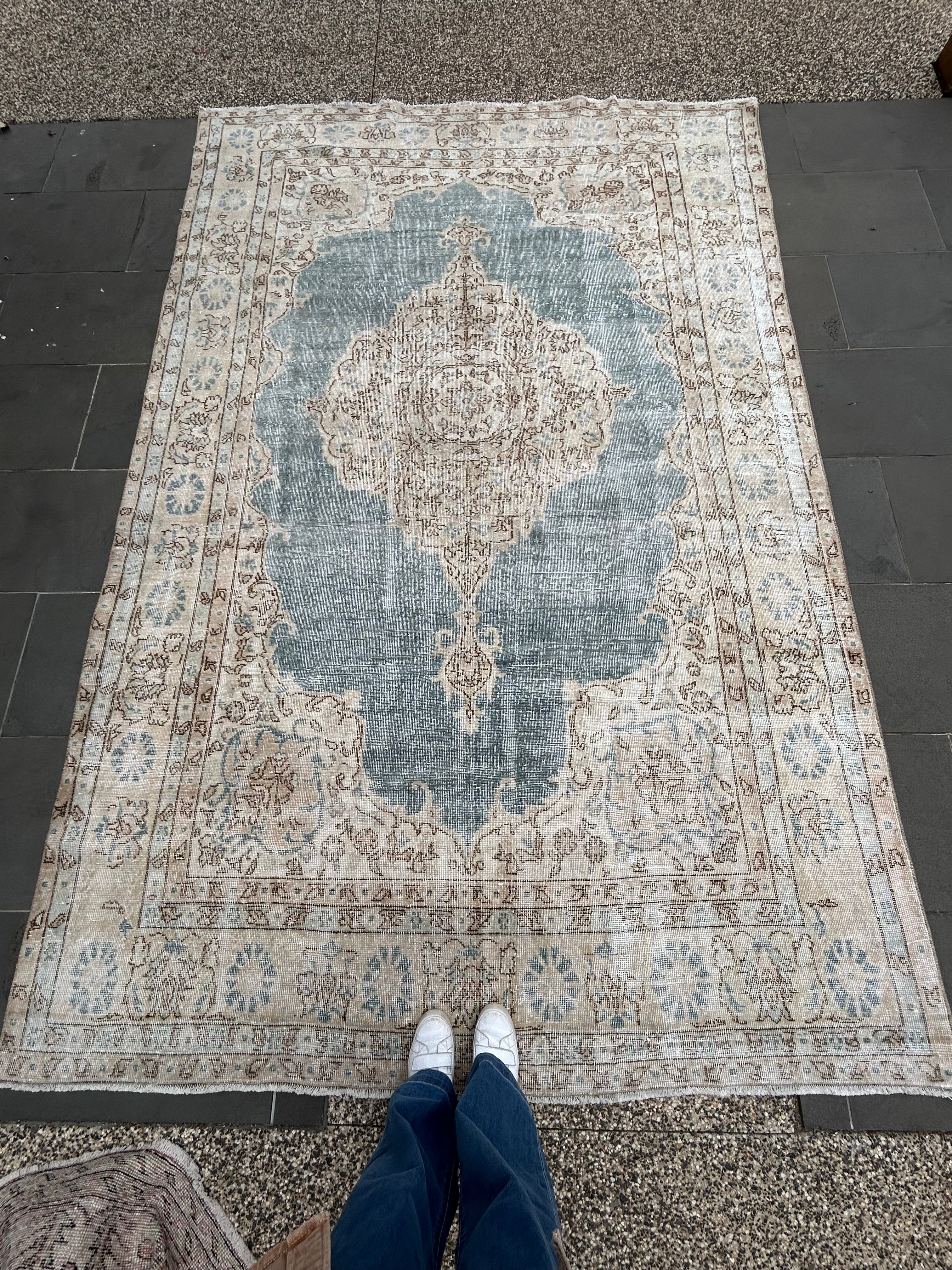 'Gisele' - 217 x 320cm