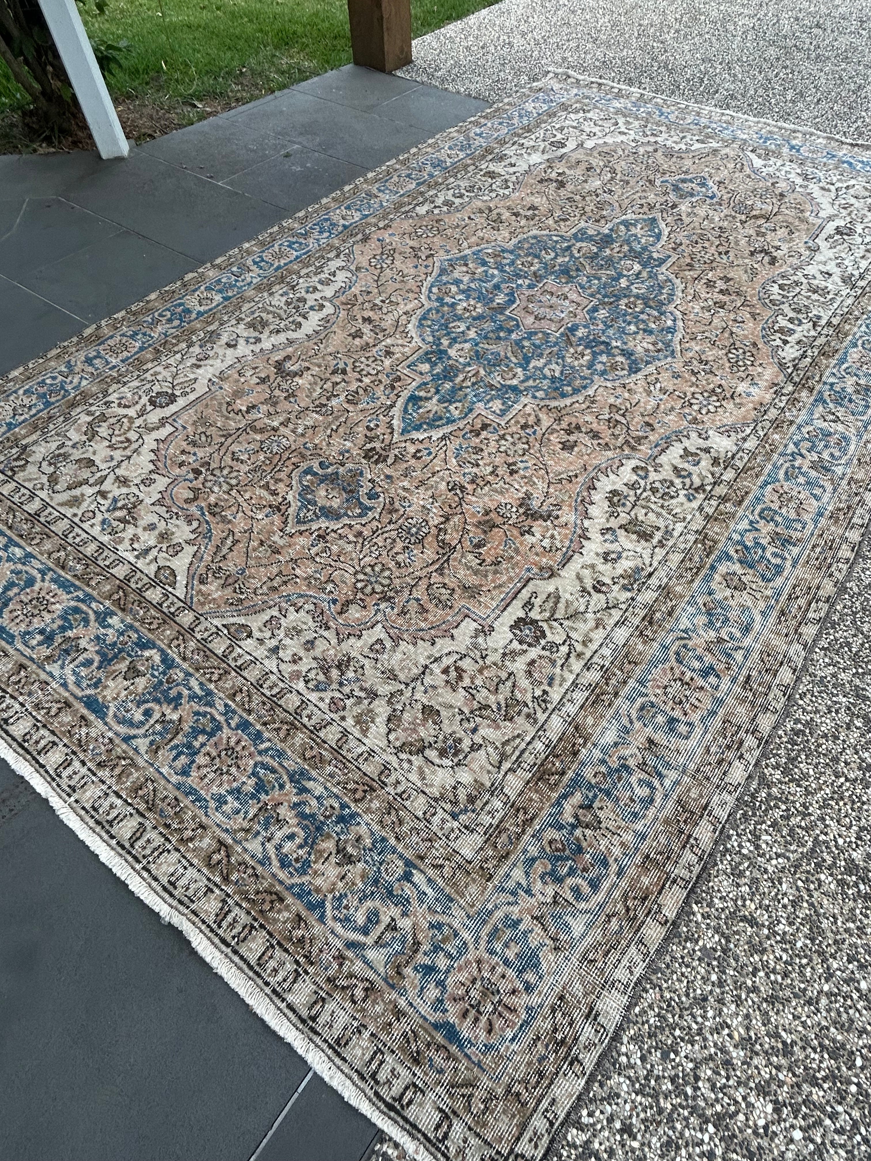 'Brooke' - 200 x 330cm