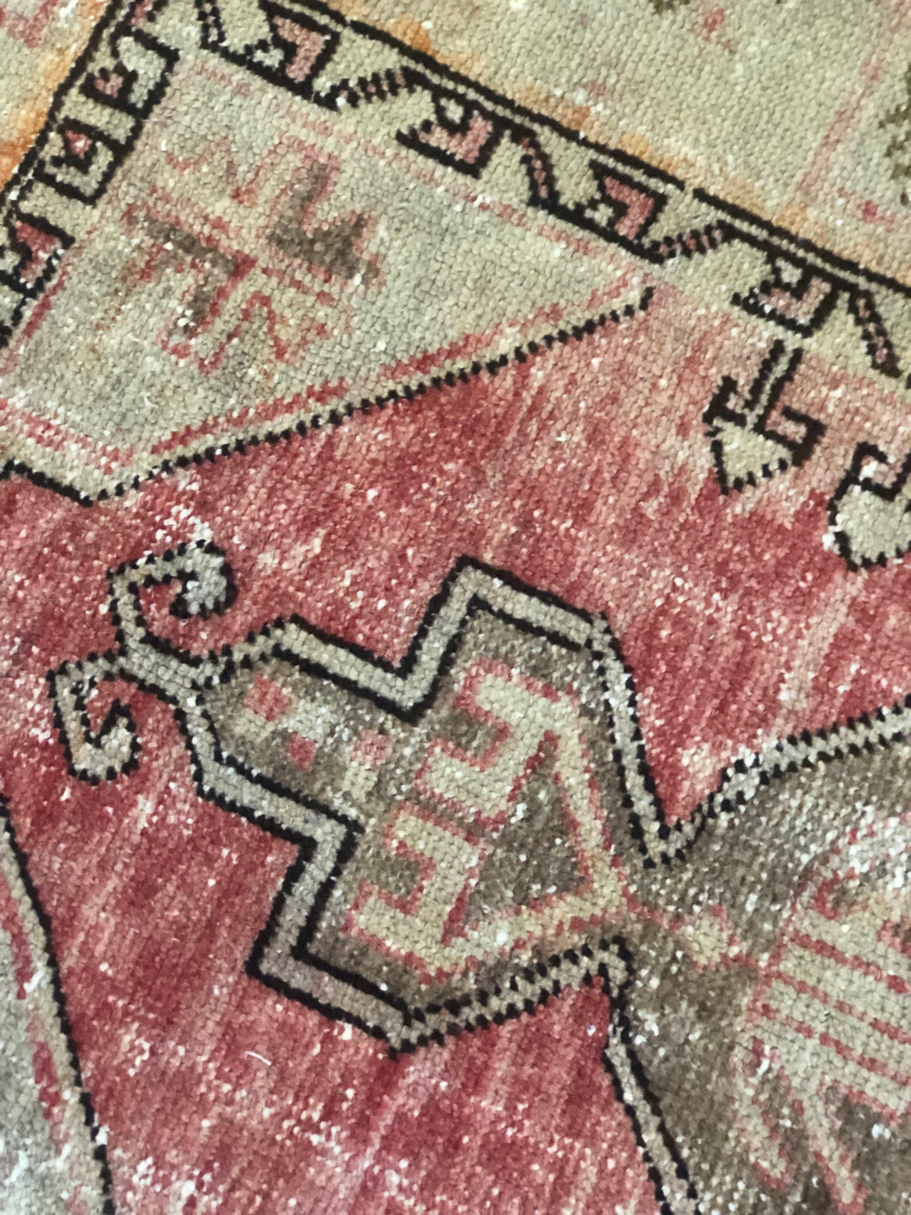 'Emily' - 95 x 159cm