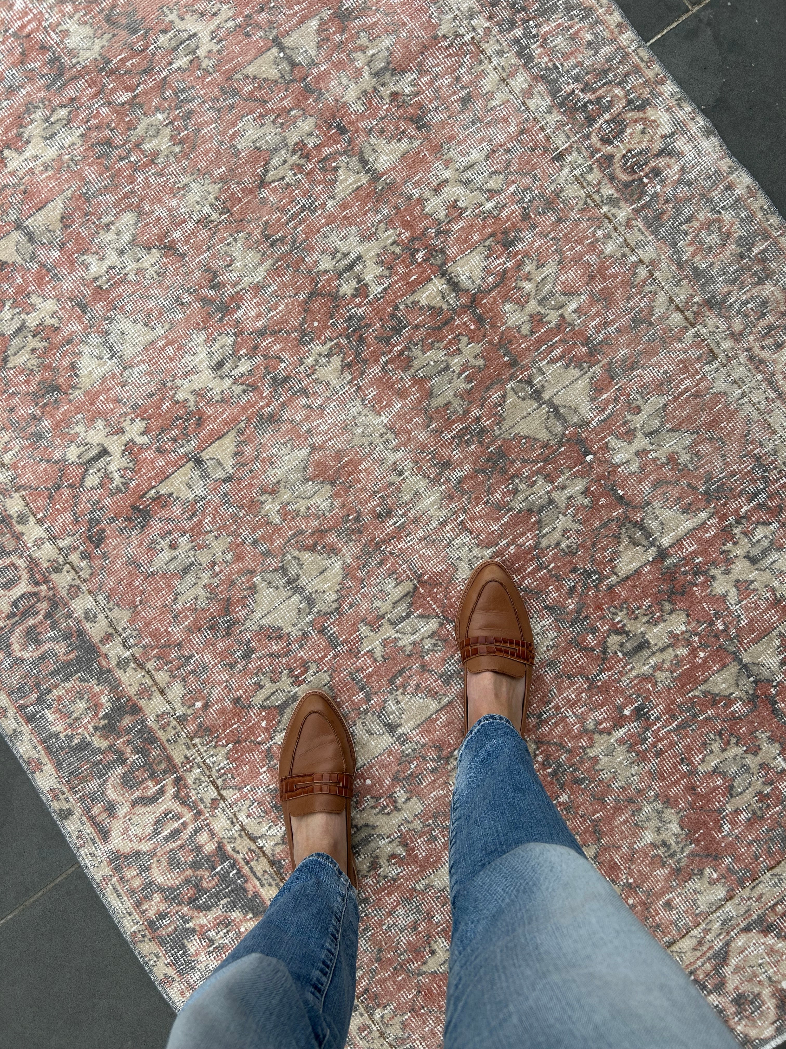 'Claire' - 119 x 191cm