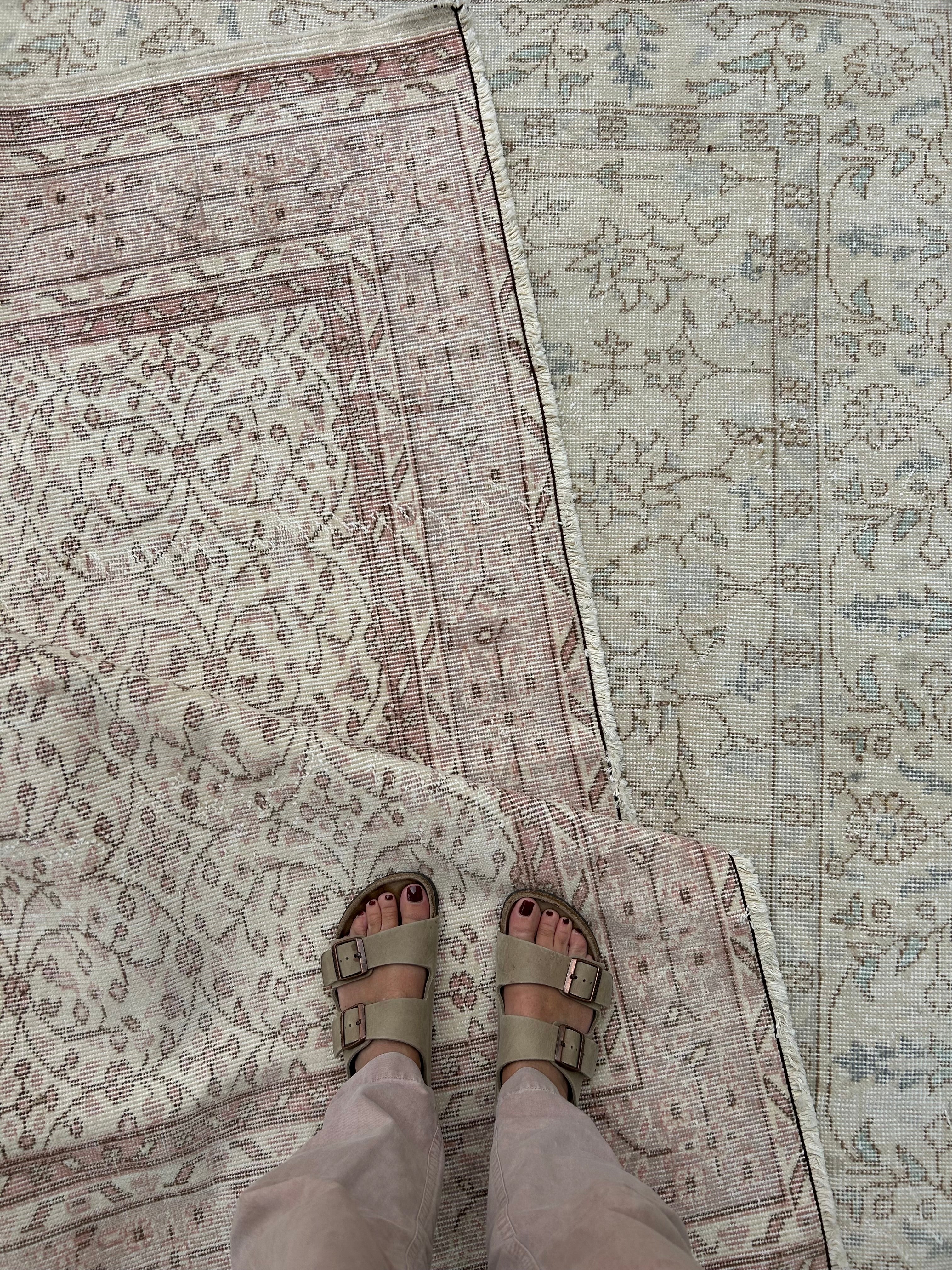 'Peppa' - 160 x 257cm