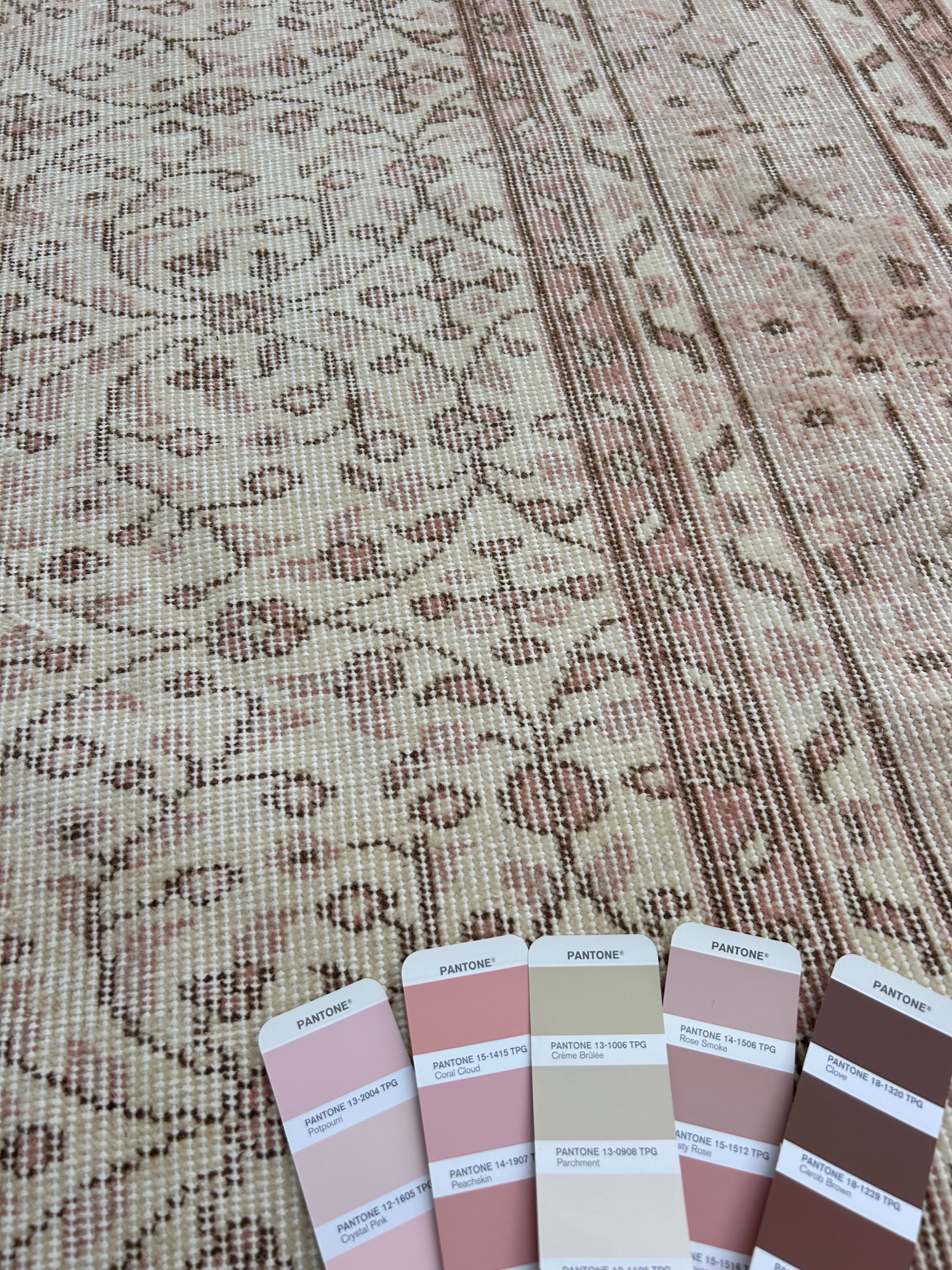 'Peppa' - 160 x 257cm