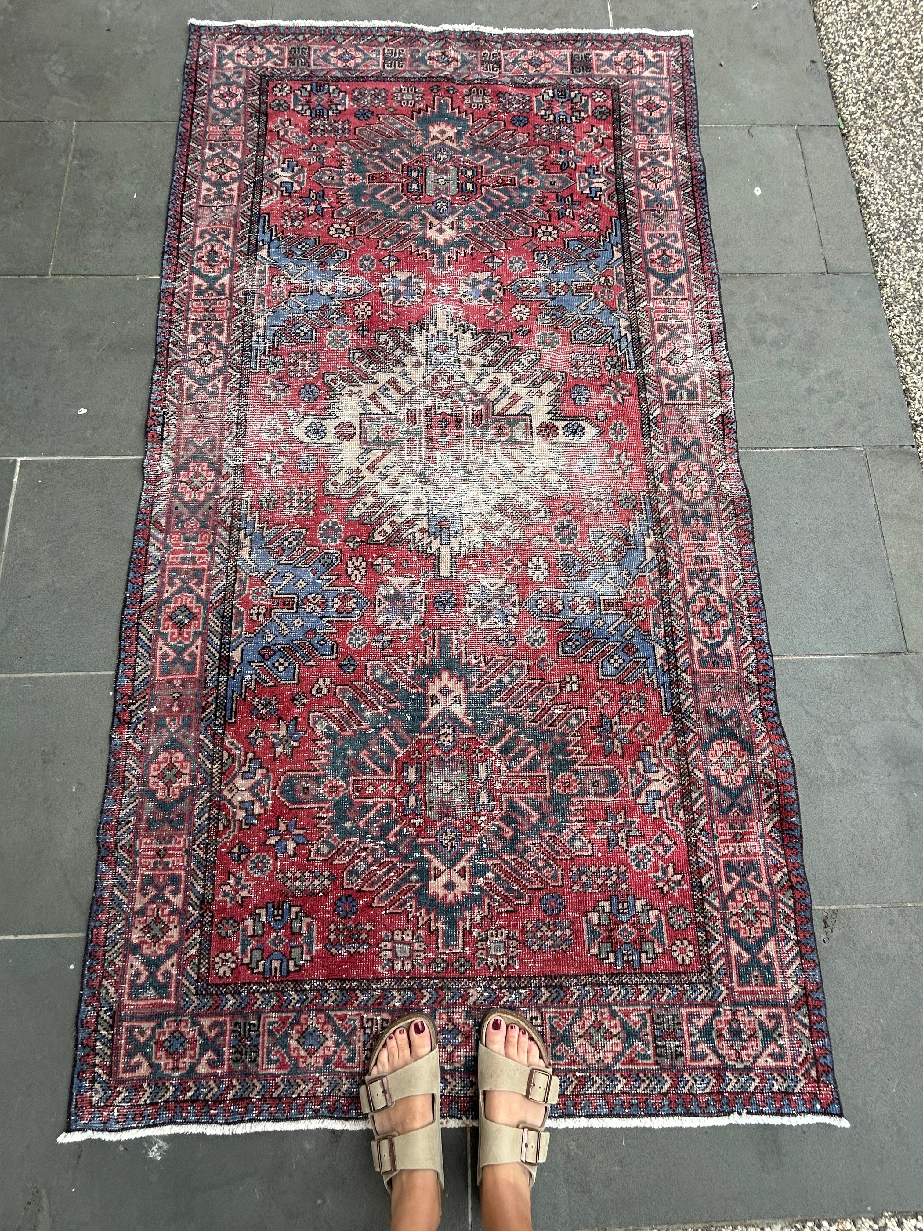 'Chessie' - 113 x 218cm