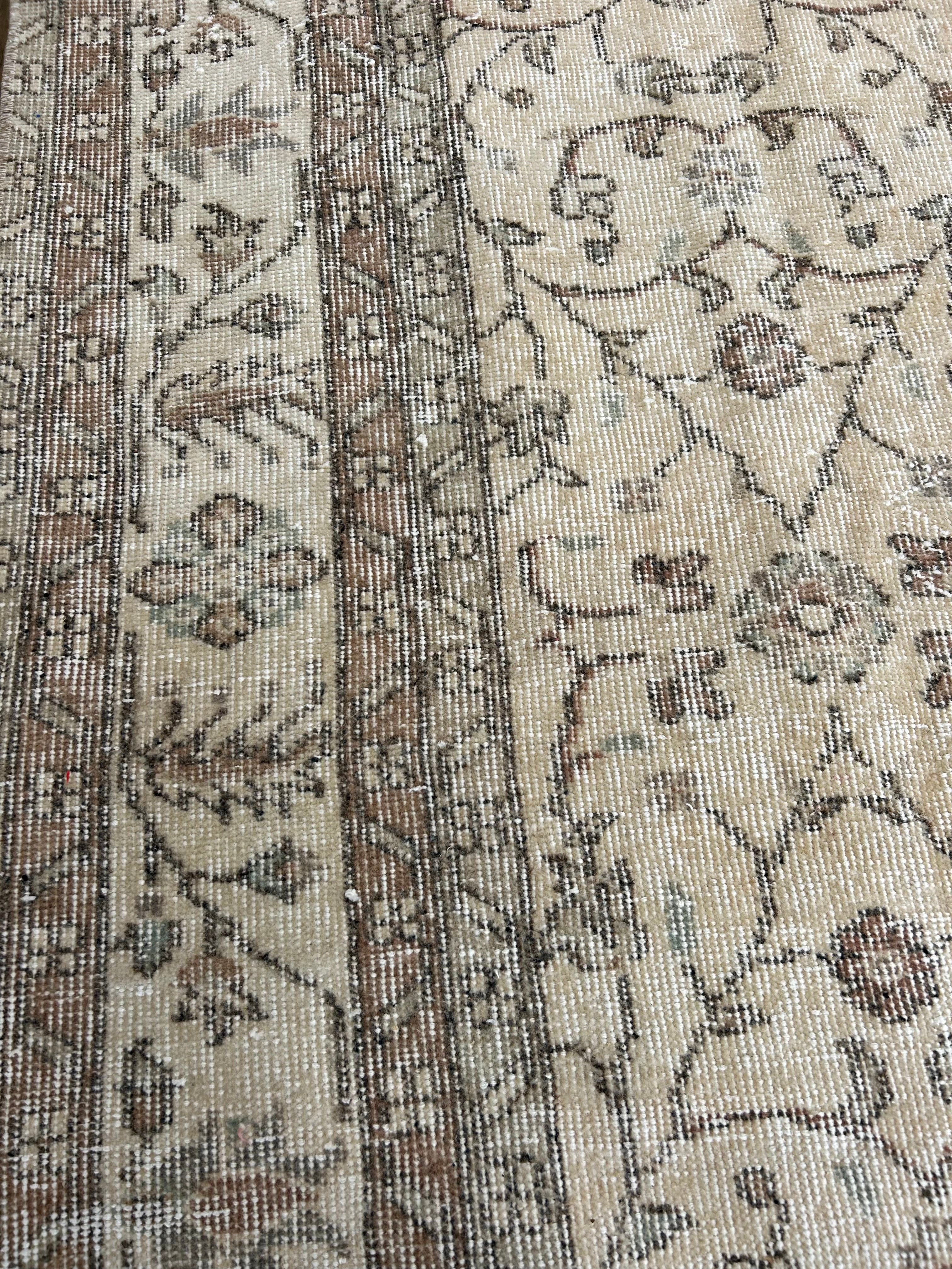 'Louise' - 210 x 313cm