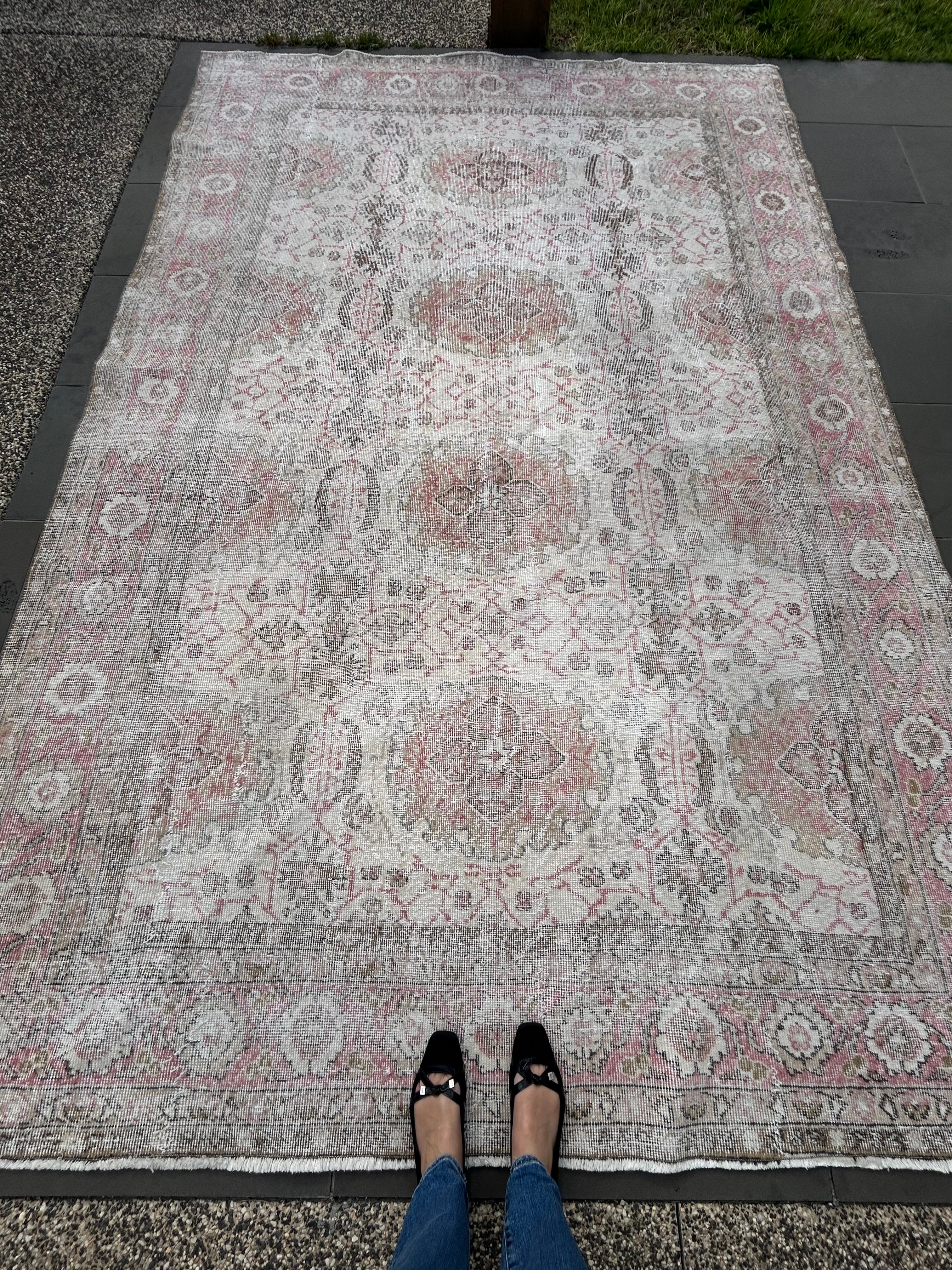 'Emily' - 210 x 312cm