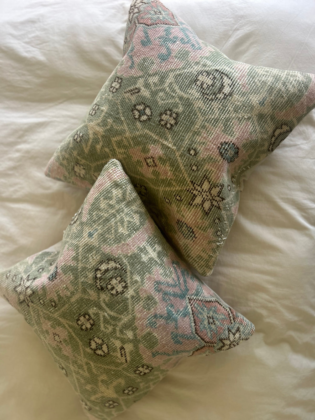 Pair of vintage cushions - pale green and pink - 50 x 50cm