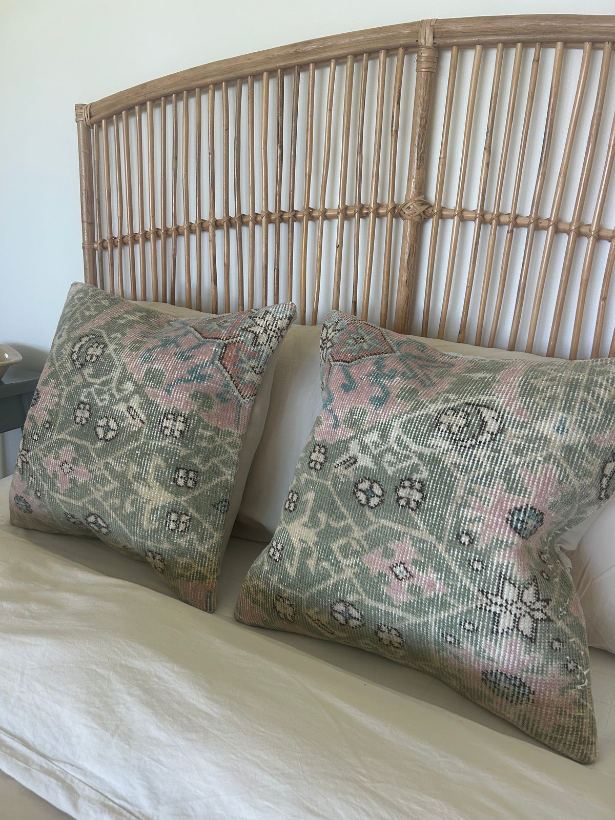 Pair of vintage cushions - pale green and pink - 50 x 50cm