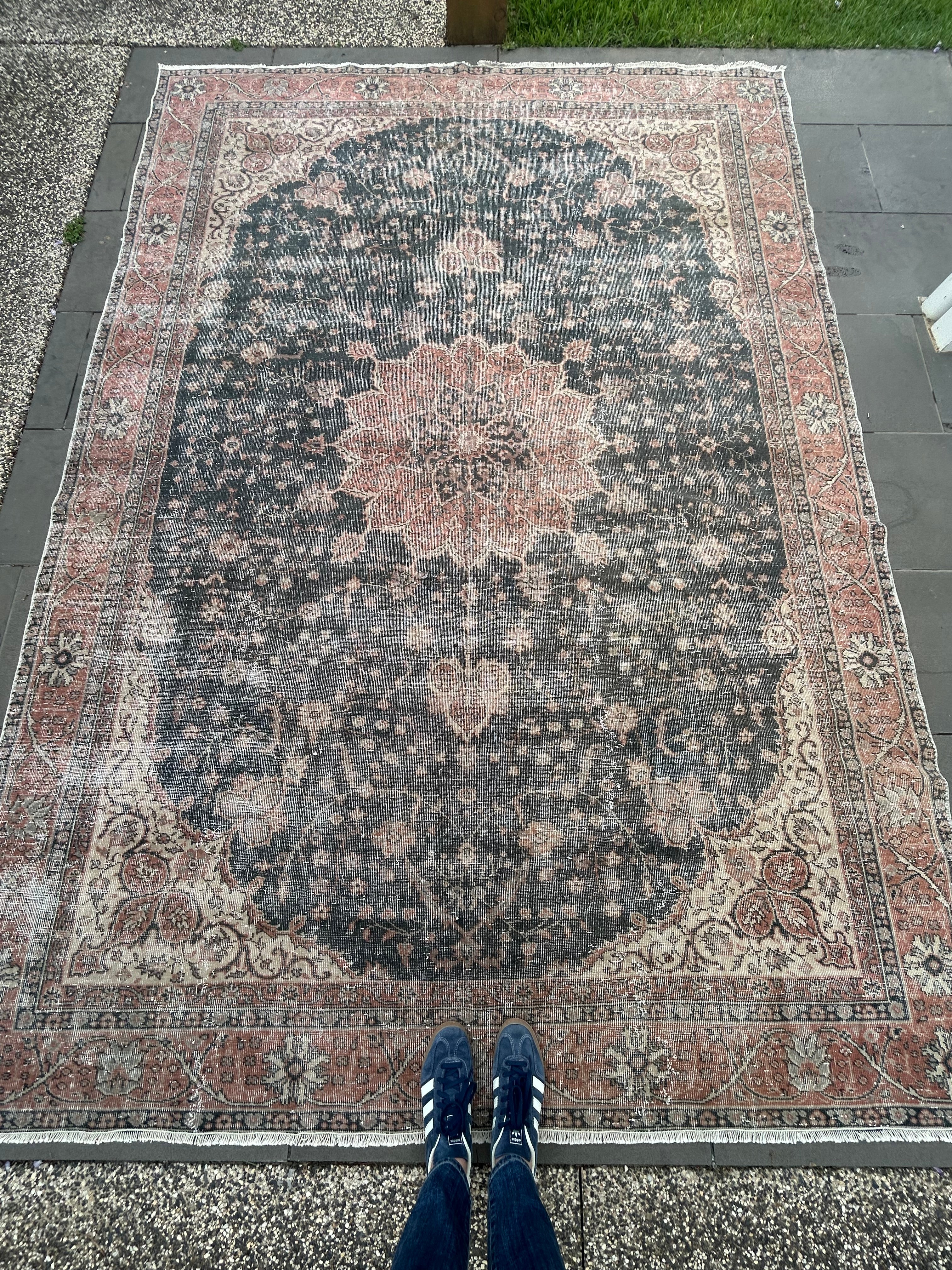 ‘Teresa’ - 214 x 308cm