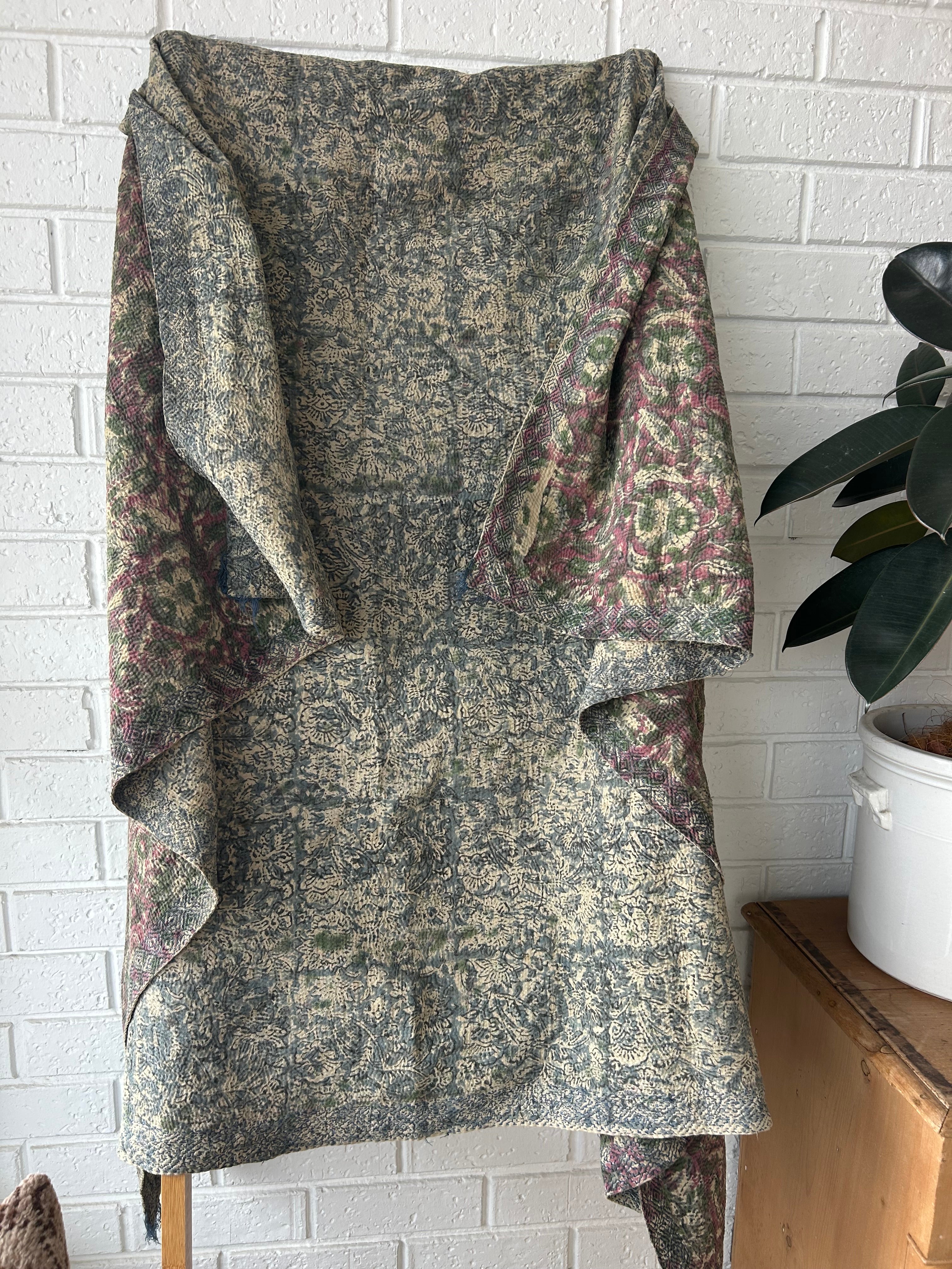 Vintage Kantha Quilt 1 - 123 x 184cm