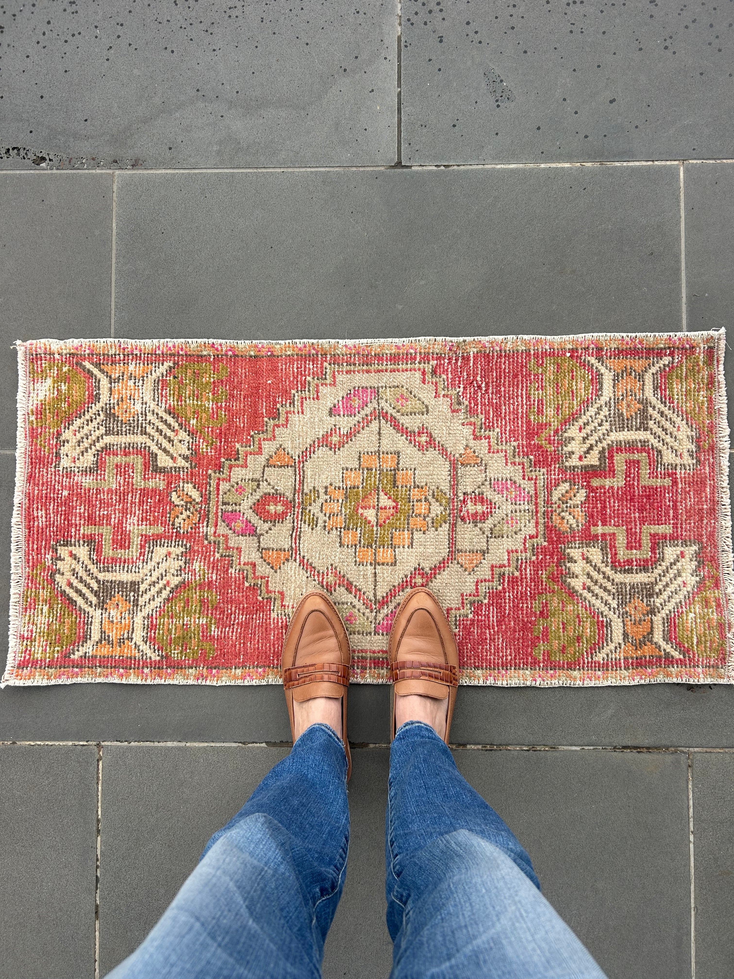 Mini rug 11 - 50 x 97cm