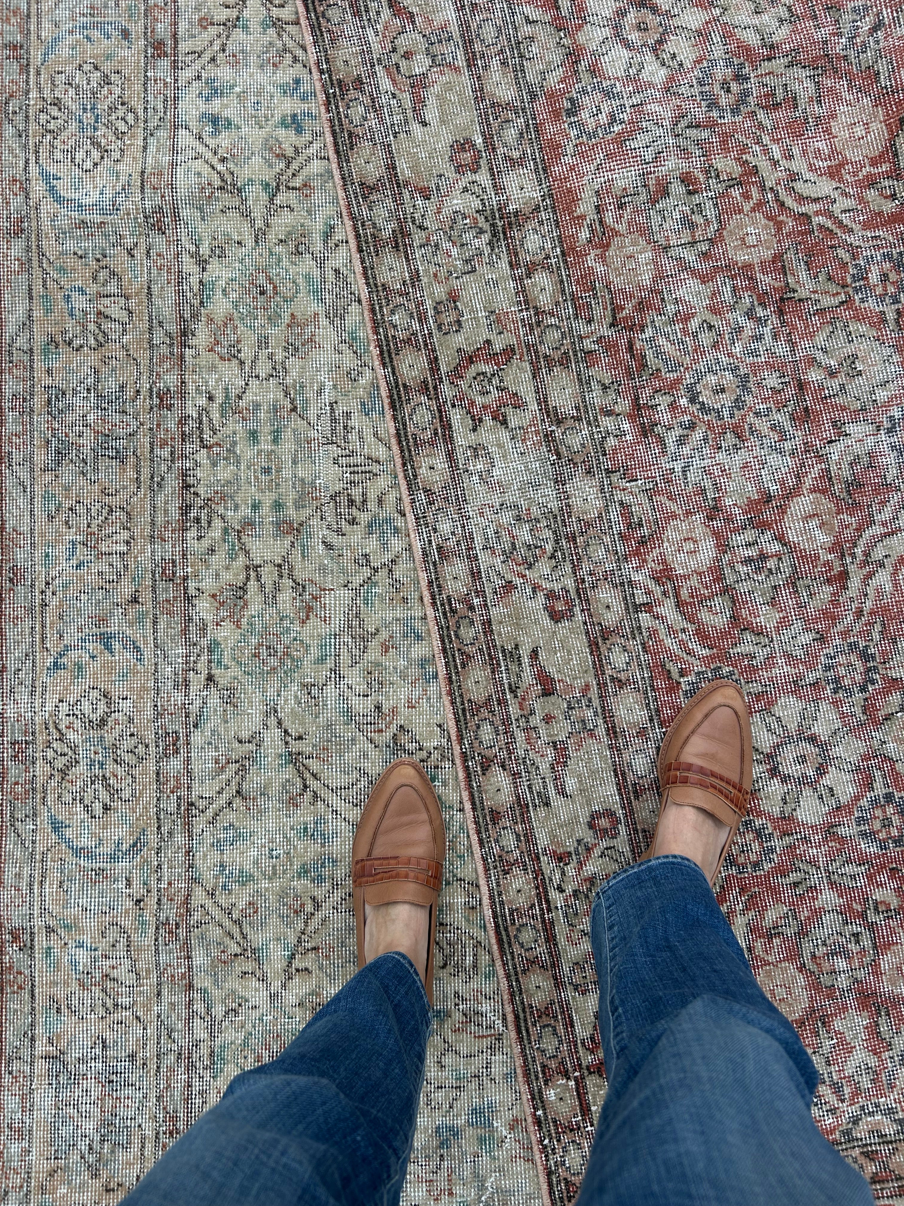 ‘Minnie’ - 127 x 220cm