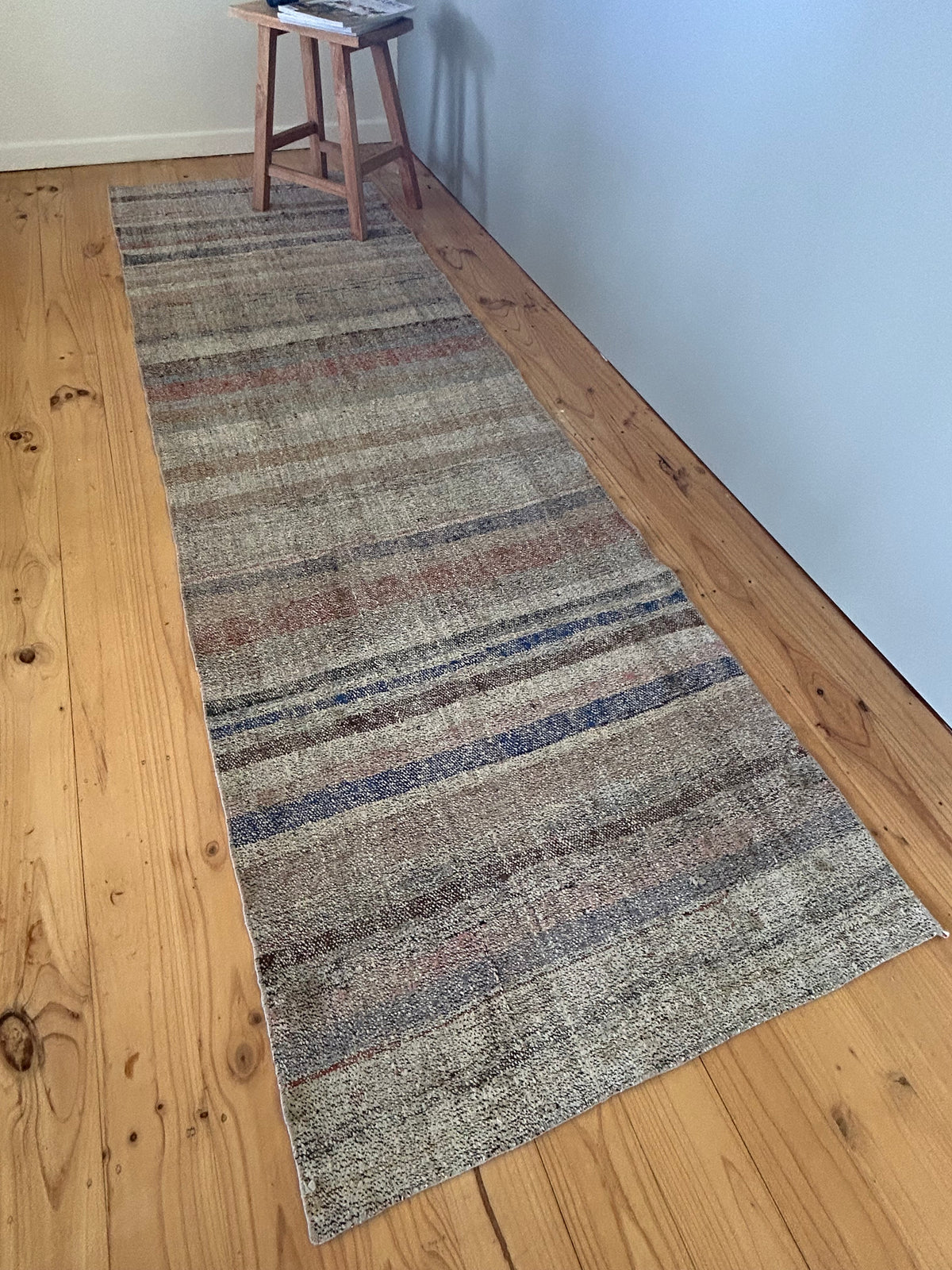 ‘Kit’ - 78 x 262cm