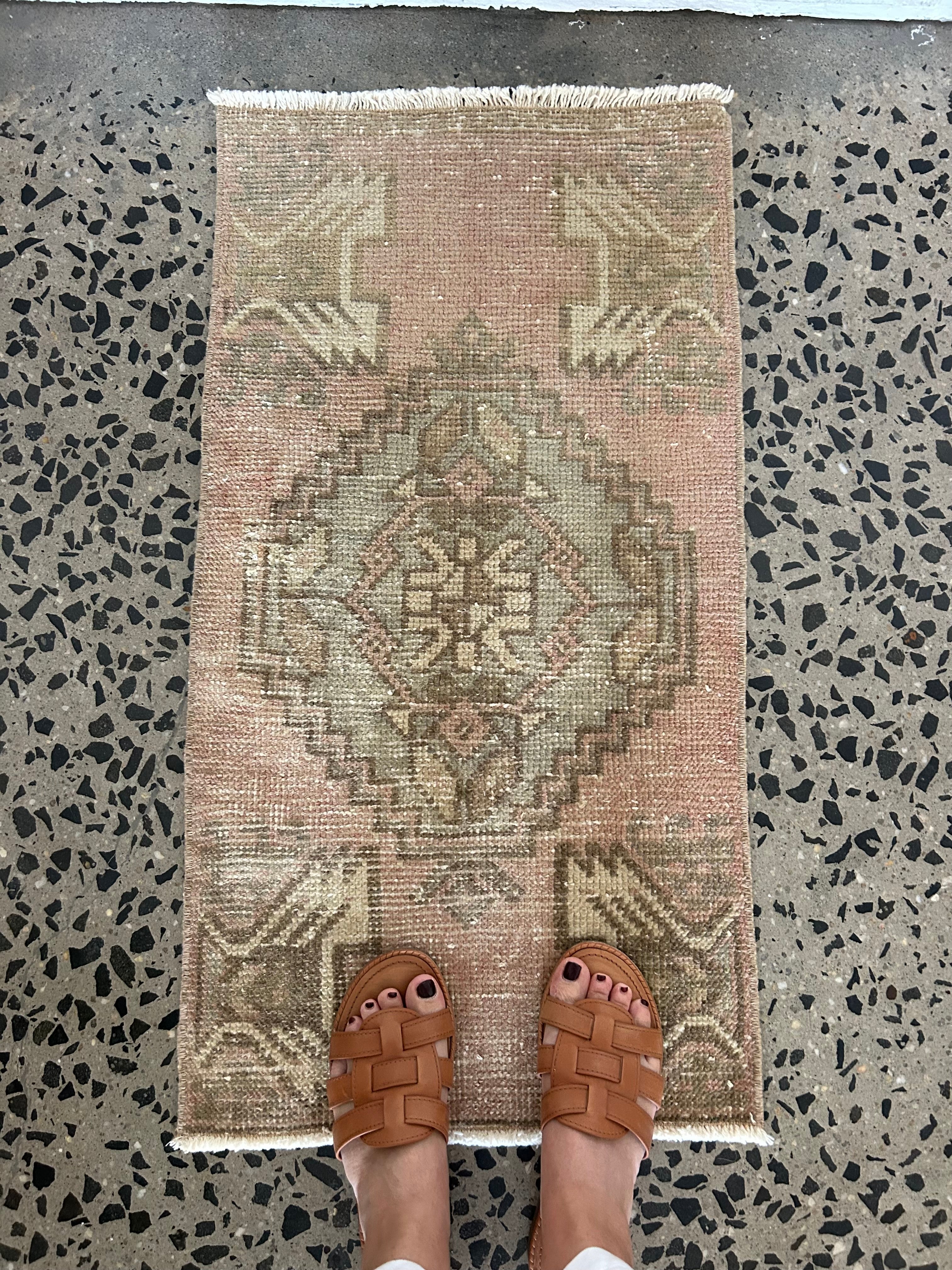 Mini Rug 5 - 46 x 86cm