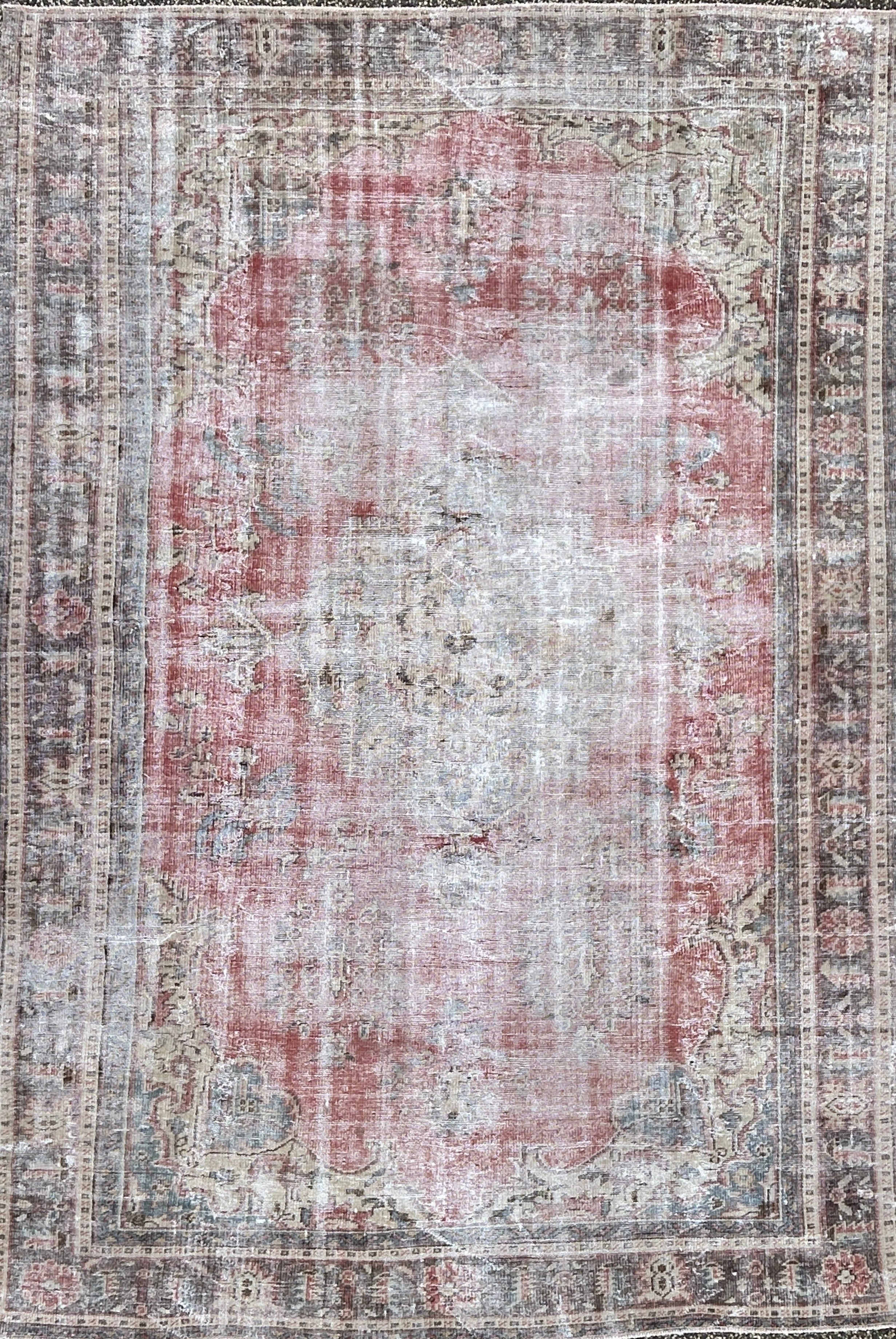 'Esther' - 225 x 324cm
